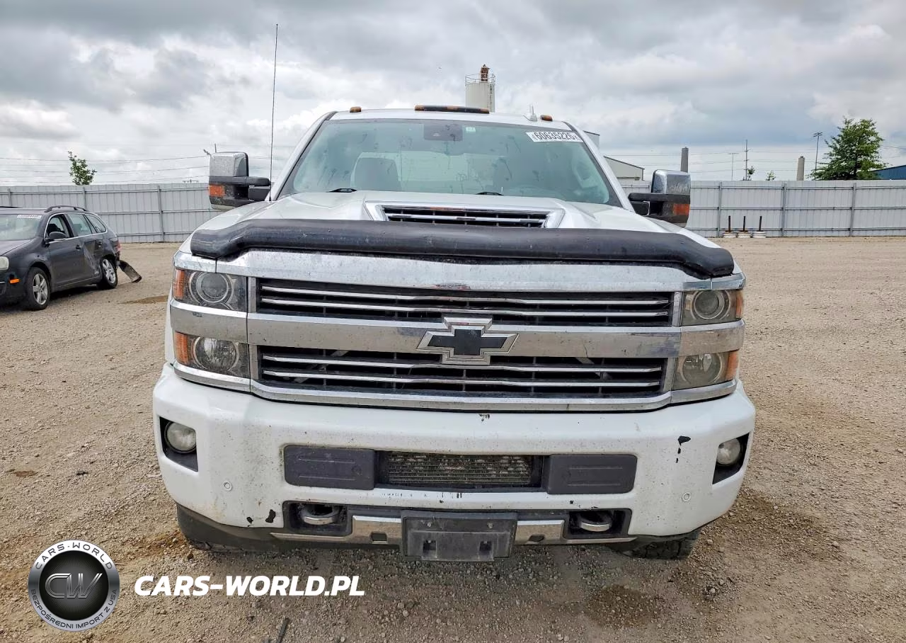 2017 Chevrolet Silverado K2500 High Country VIN:1GC1KXEY9HF244342 - 5
