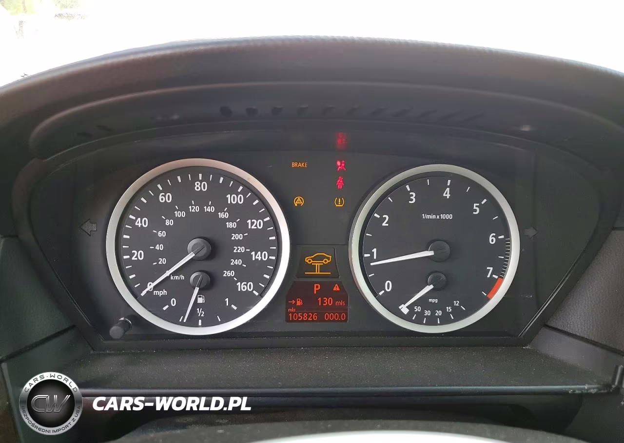 2007 BMW 530 Xi VIN:WBANF73537CU24282 - 9