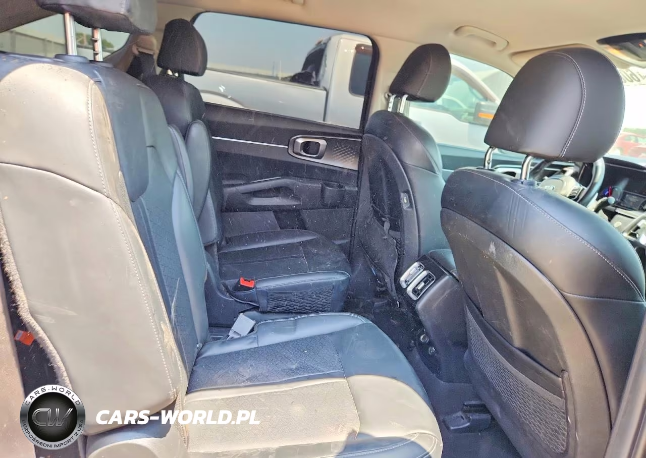 2021 Kia Sorento S VIN:KNDRG4LG4M5035488 - 11