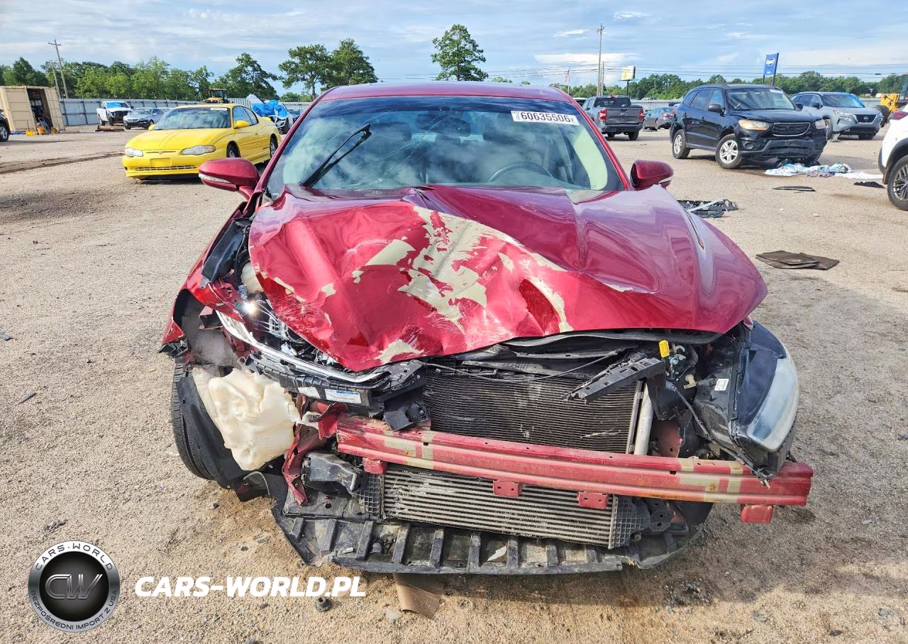 2015 Ford Fusion Se VIN:3FA6P0H96FR261852 - 5