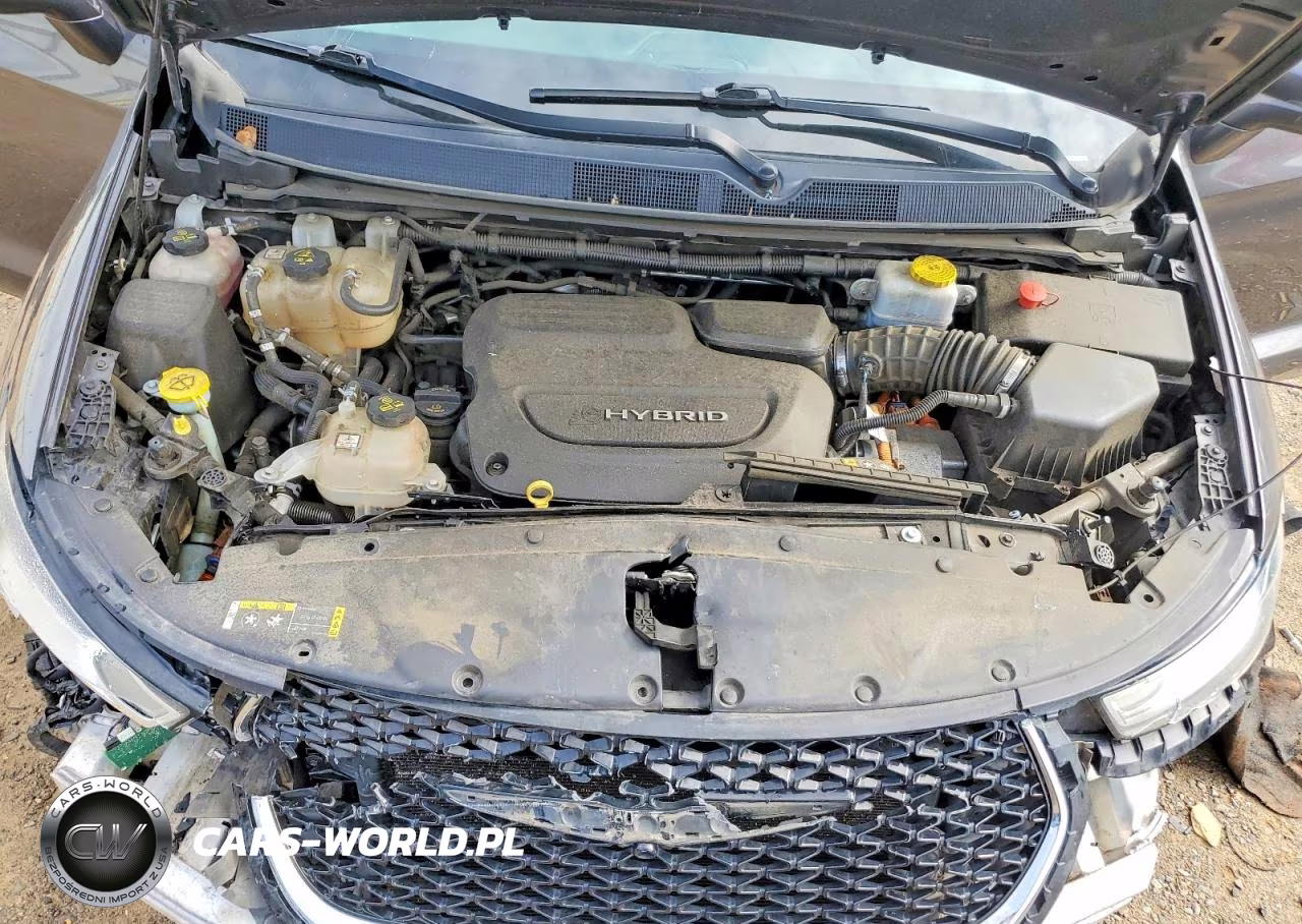 2021 Chrysler Pacifica Hybrid Touring L VIN:2C4RC1L79MR581281 - 12