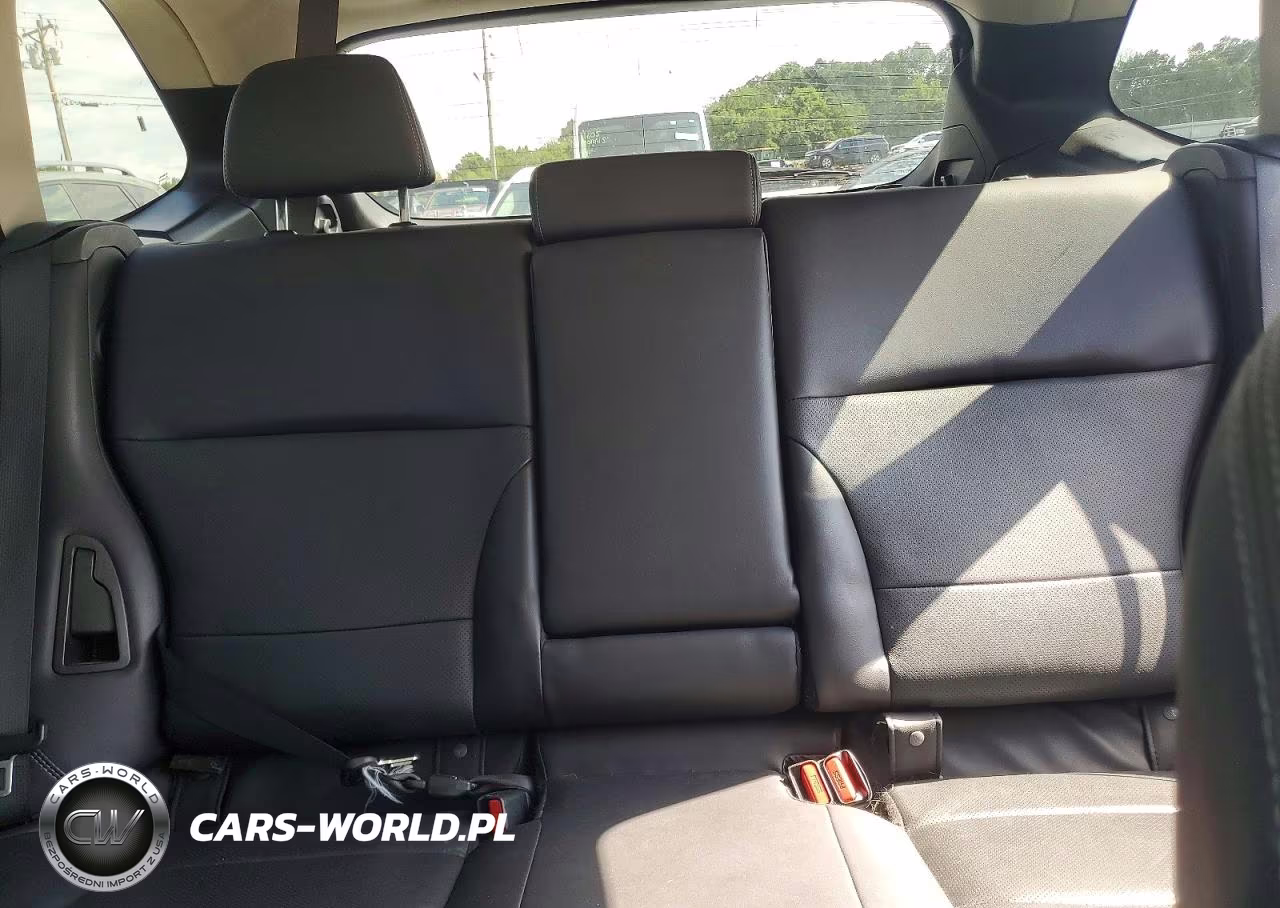 2018 Subaru Outback 3.6R Limited VIN:4S4BSENC6J3283423 - 10