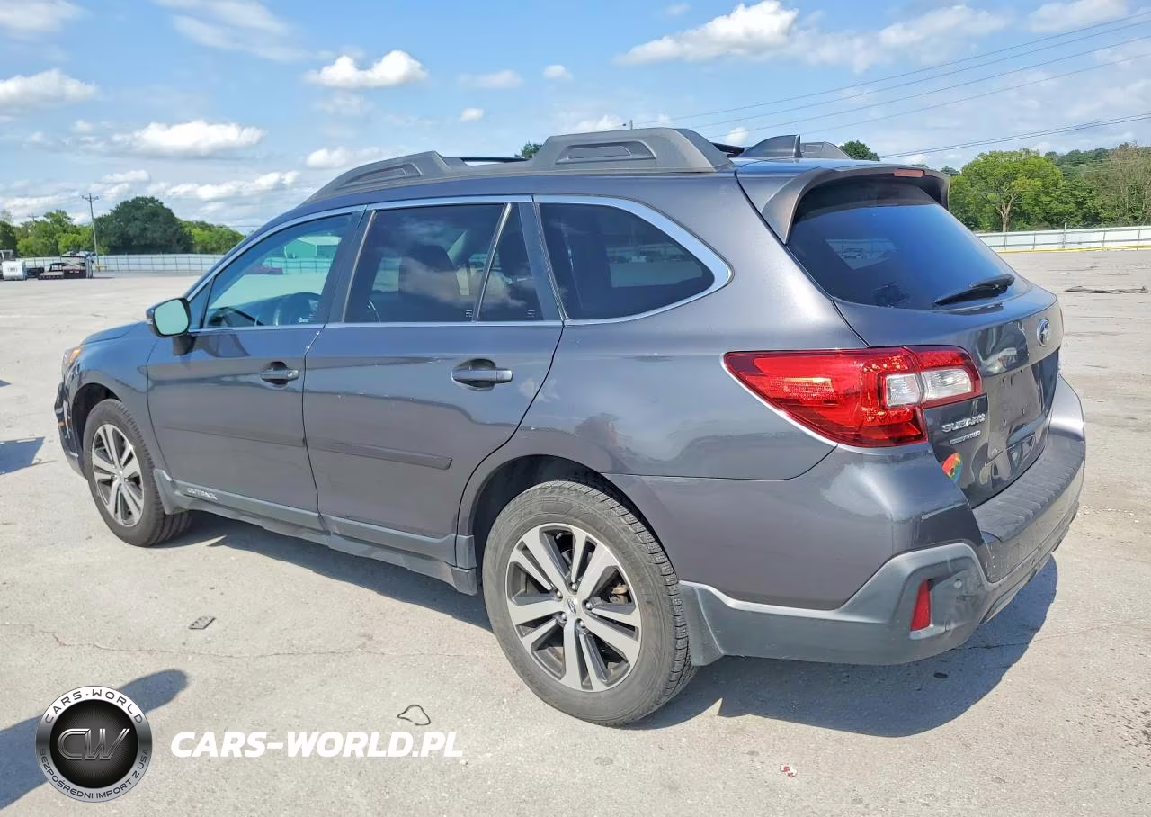2018 Subaru Outback 3.6R Limited VIN:4S4BSENC6J3283423 - 2