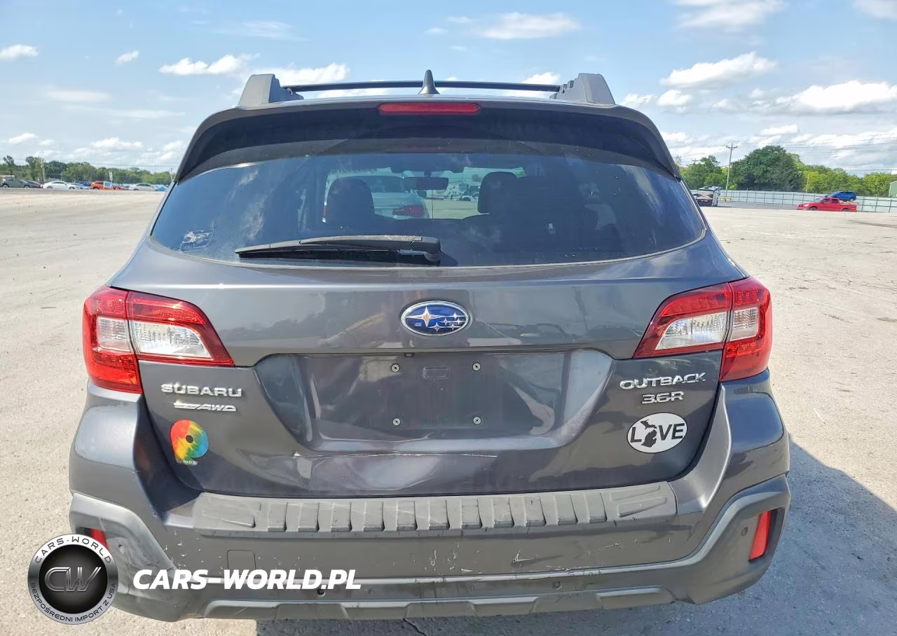 2018 Subaru Outback 3.6R Limited VIN:4S4BSENC6J3283423 - 6
