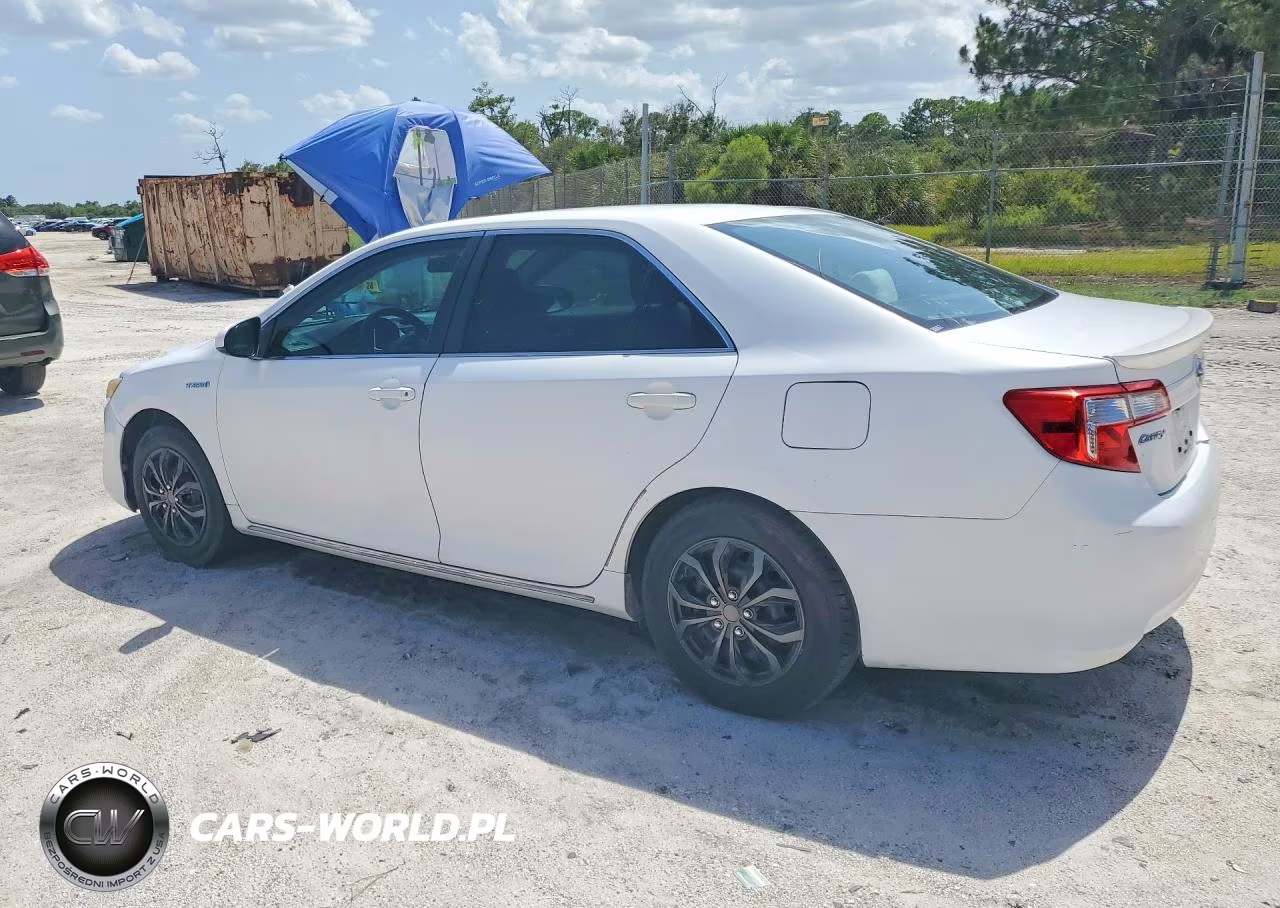 2013 Toyota Camry Hybrid Le VIN:4T1BD1FK0DU091020 - 2