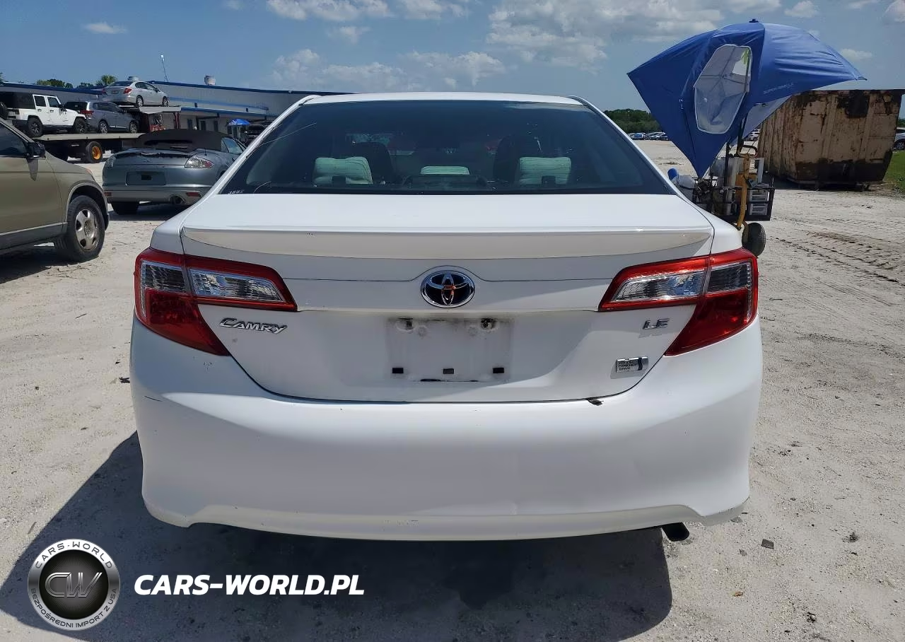 2013 Toyota Camry Hybrid Le VIN:4T1BD1FK0DU091020 - 6