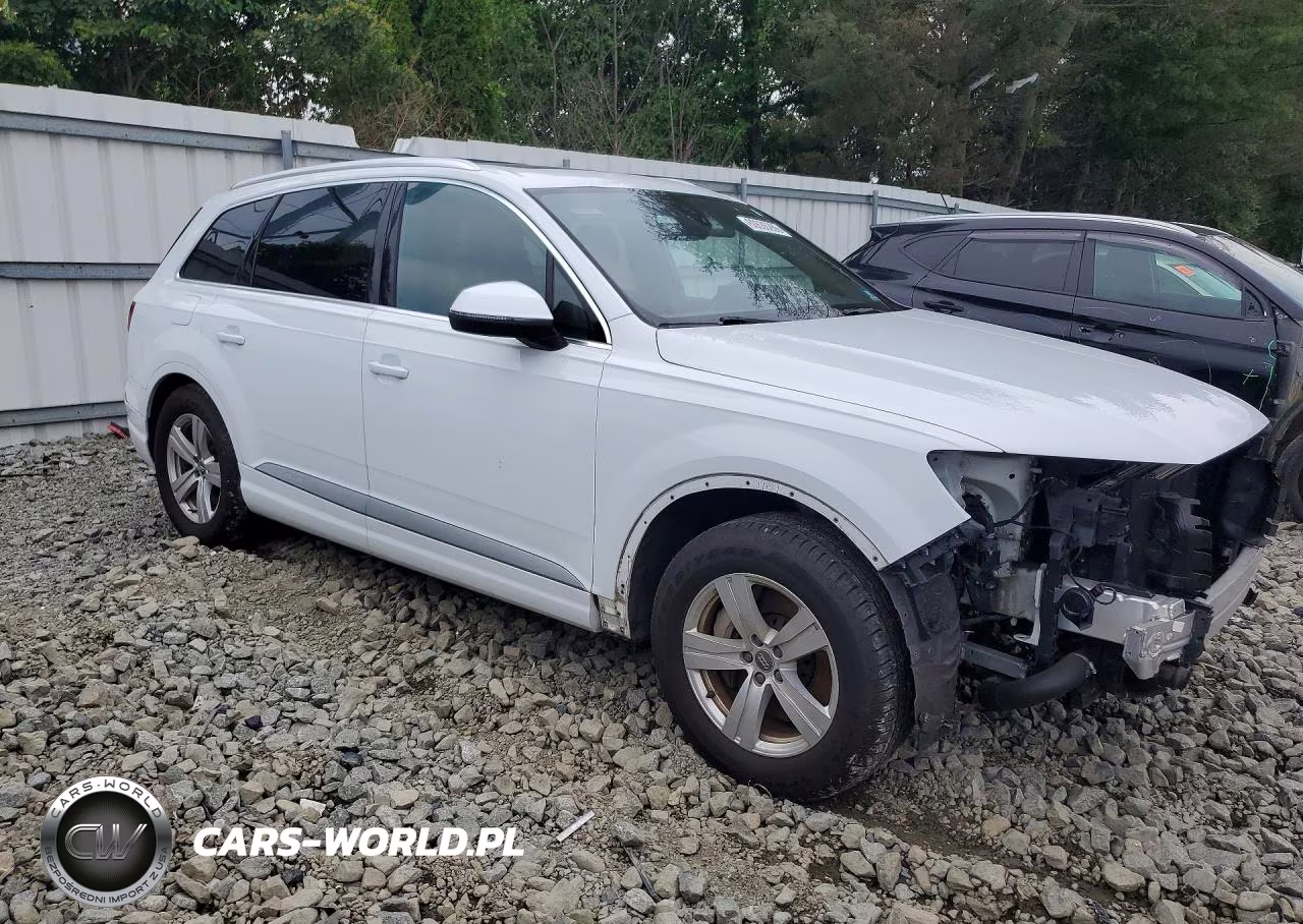 2018 Audi Q7 Premium VIN:WA1AHAF77JD019995 - 4