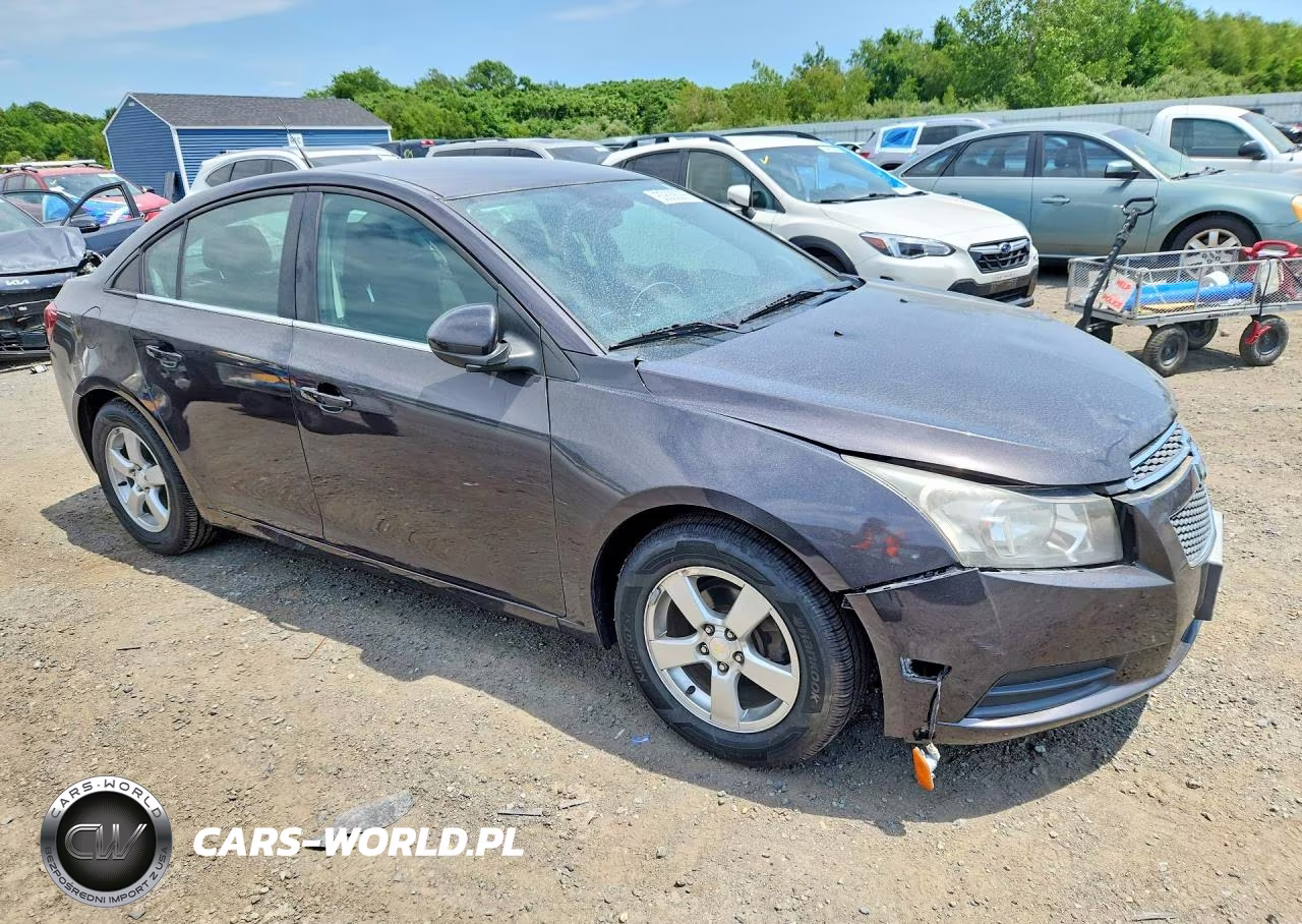2014 Chevrolet Cruze Lt VIN:1G1PC5SB9E7208080 - 4