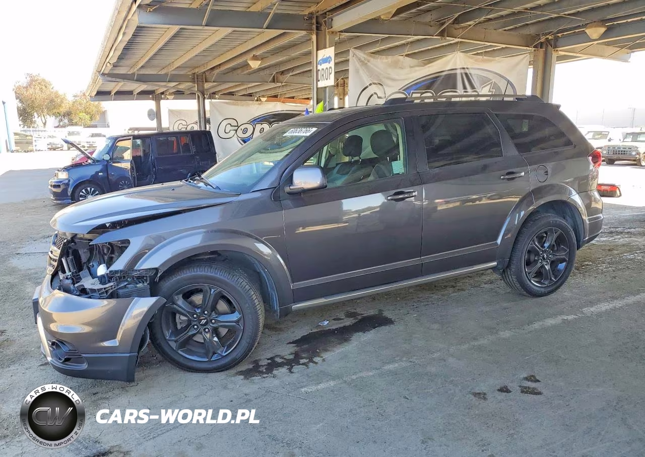2020 Dodge Journey Crossroad – zdjęcie 1 z 12