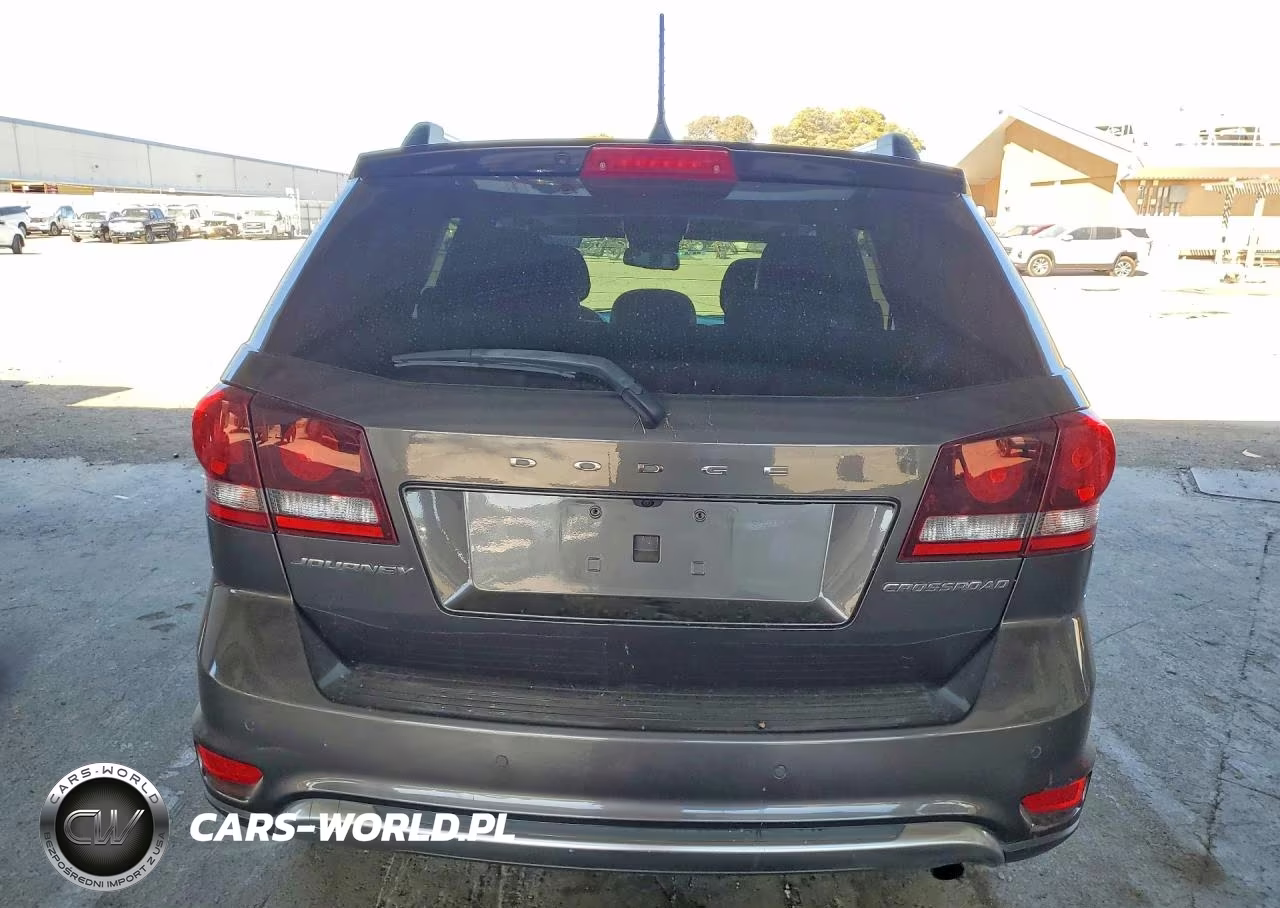 2020 Dodge Journey Crossroad VIN:3C4PDCGB4LT271243 - 6