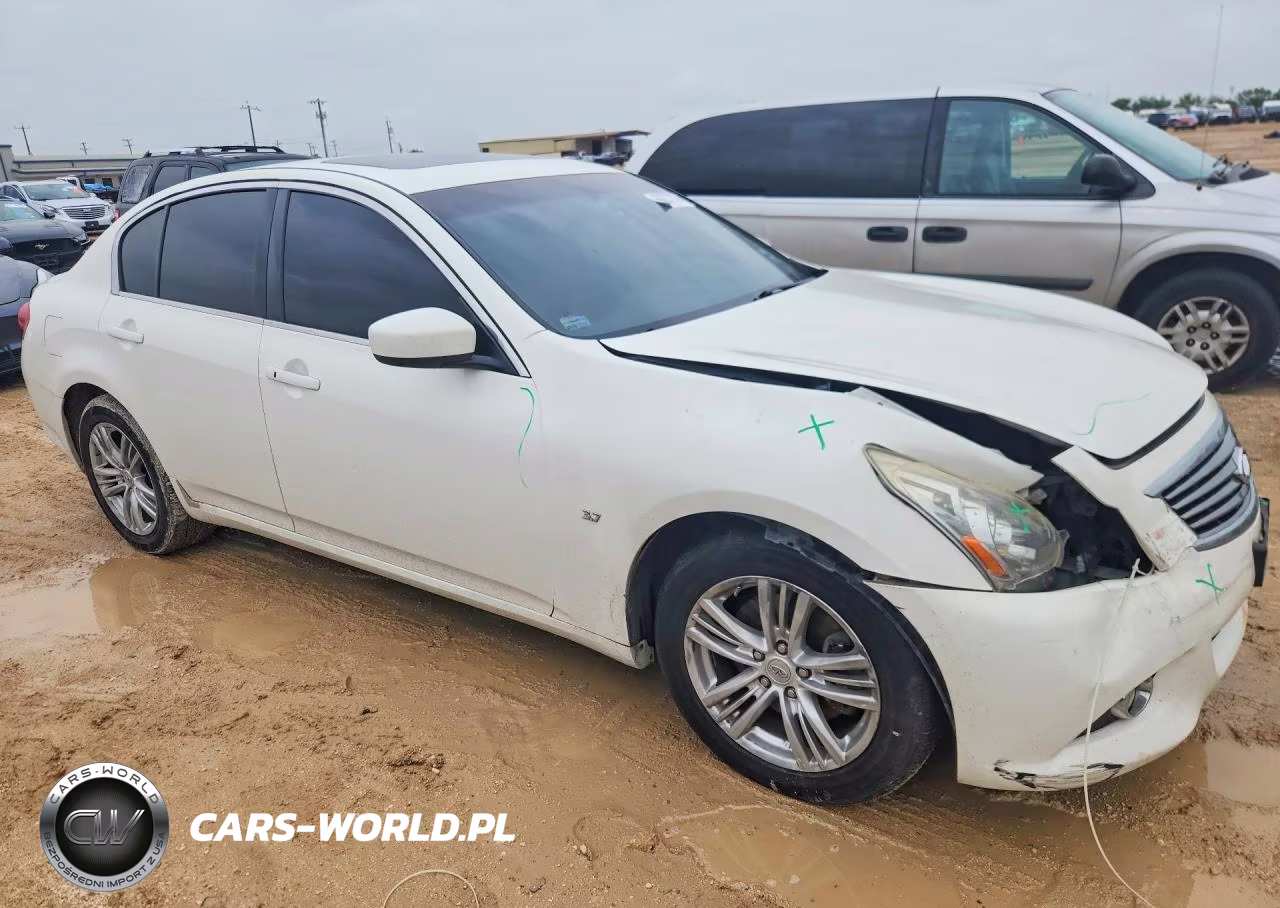 2015 Infiniti Q40 Base VIN:JN1CV6AR8FM523821 - 4