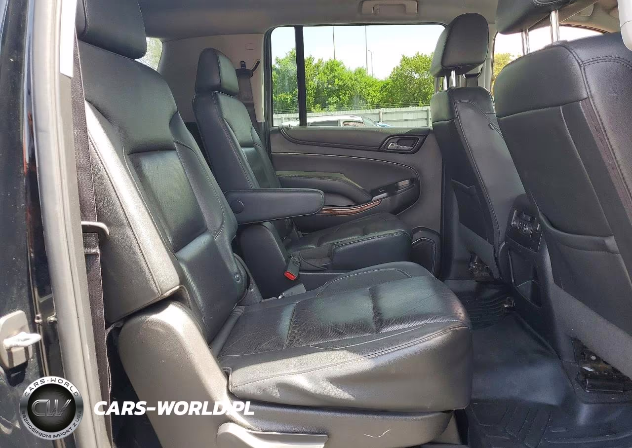 2019 Chevrolet Suburban C1500 Premier VIN:1GNSCJKC1KR306675 - 11