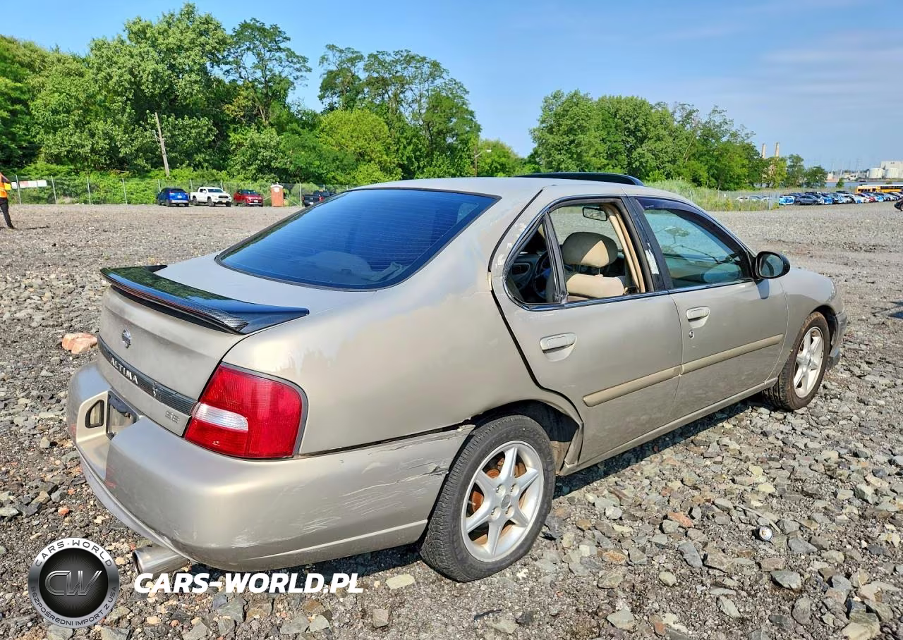 2000 Nissan Altima VIN:1N4DL01D5YC218557 - 3