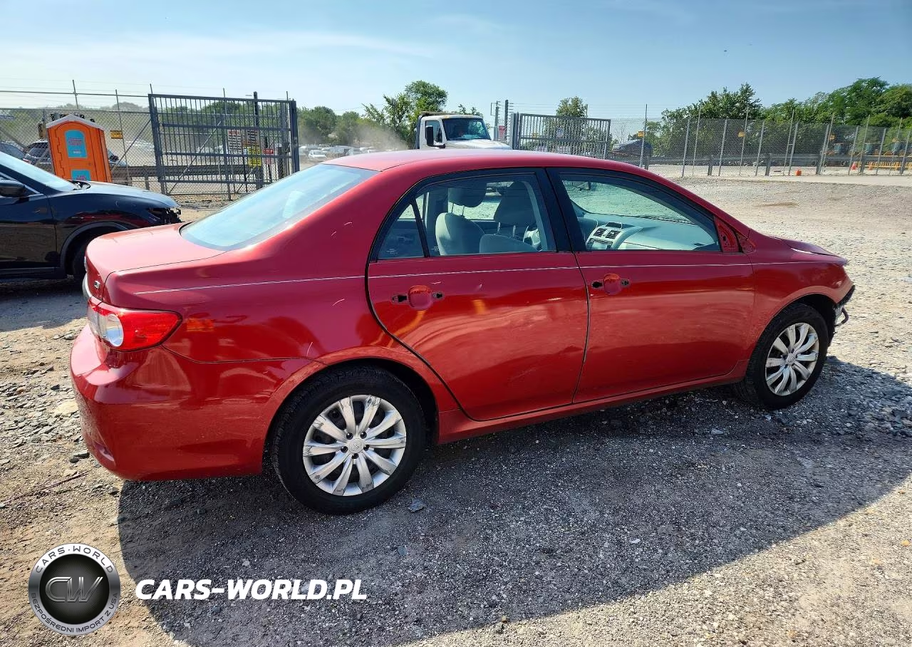 2013 Toyota Corolla Le VIN:2T1BU4EE3DC014270 - 3