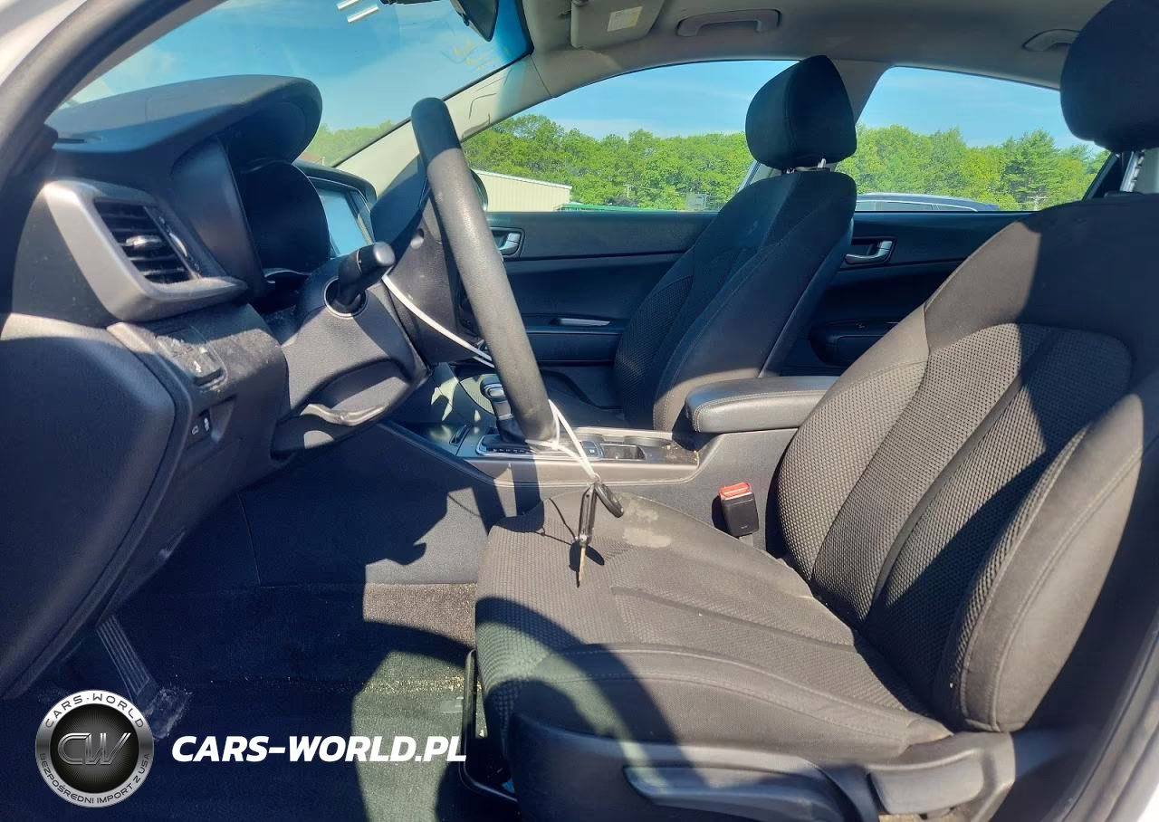 2019 Kia Optima Lx VIN:5XXGT4L34KG374048 - 7
