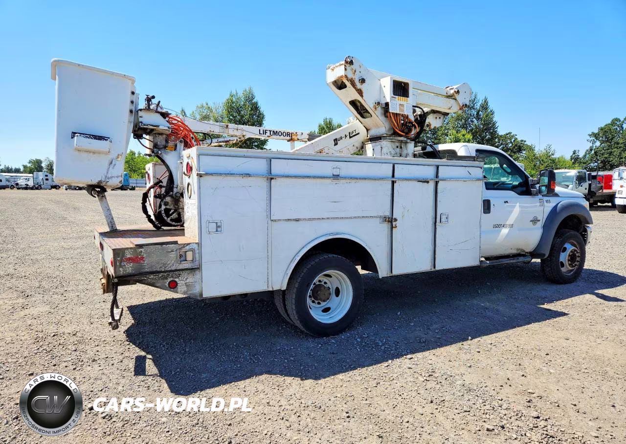 2015 Ford F550 Super Duty VIN:1FDUF5GT5FED31788 - 3