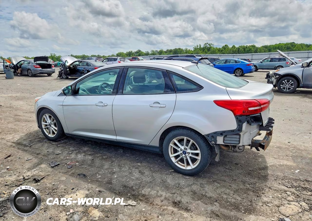 2016 Ford Focus Se VIN:1FADP3F21GL240423 - 2