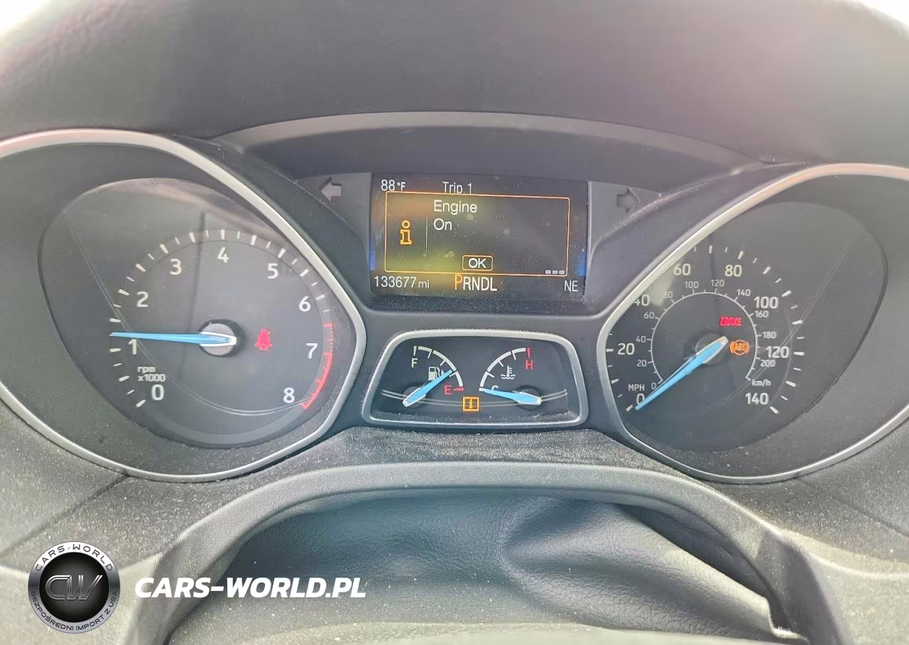 2016 Ford Focus Se VIN:1FADP3F21GL240423 - 9