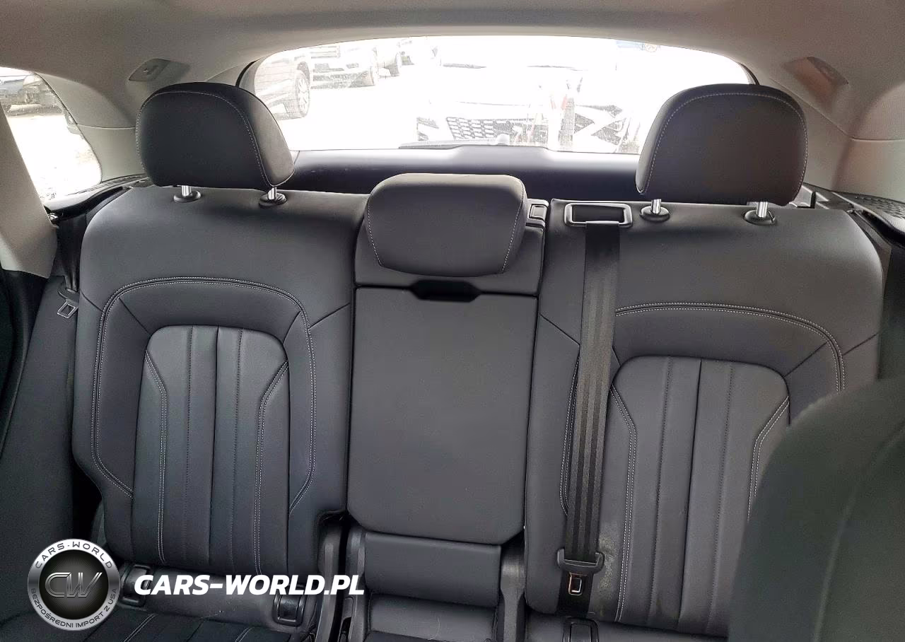 2022 Audi Q5 Premium Plus 45 VIN:WA1EAAFY5N2070976 - 10