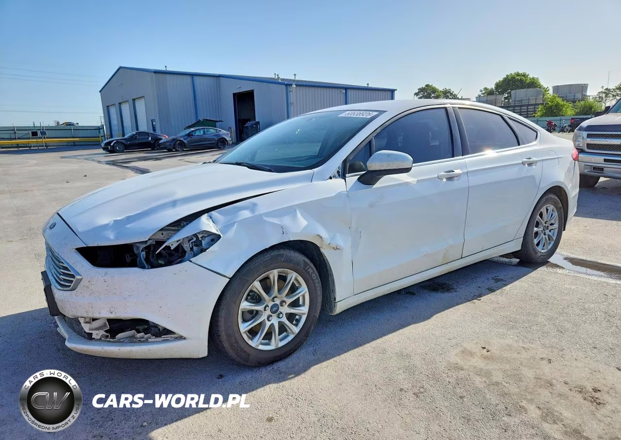 2018 Ford Fusion S VIN:3FA6P0G75JR203563 - 1