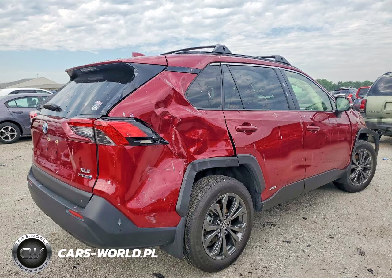 2022 Toyota Rav4 Xle Premium VIN:JTMB6RFV4ND070258 - 3