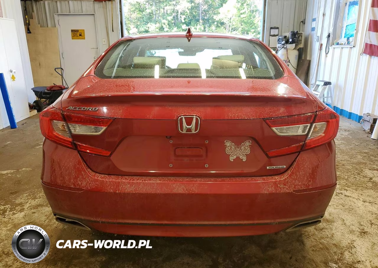 2018 Honda Accord Touring VIN:1HGCV1F93JA039821 - 6