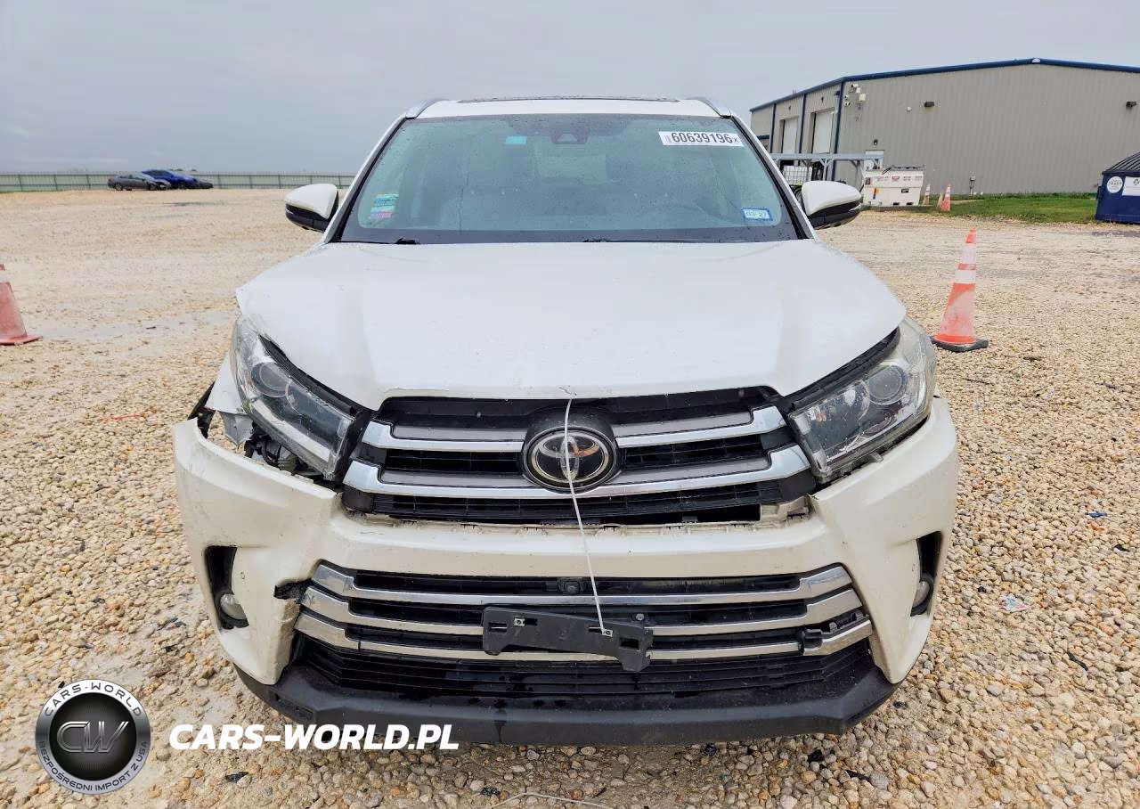 2017 Toyota Highlander Limited Platinum VIN:5TDYZRFH1HS204230 - 5