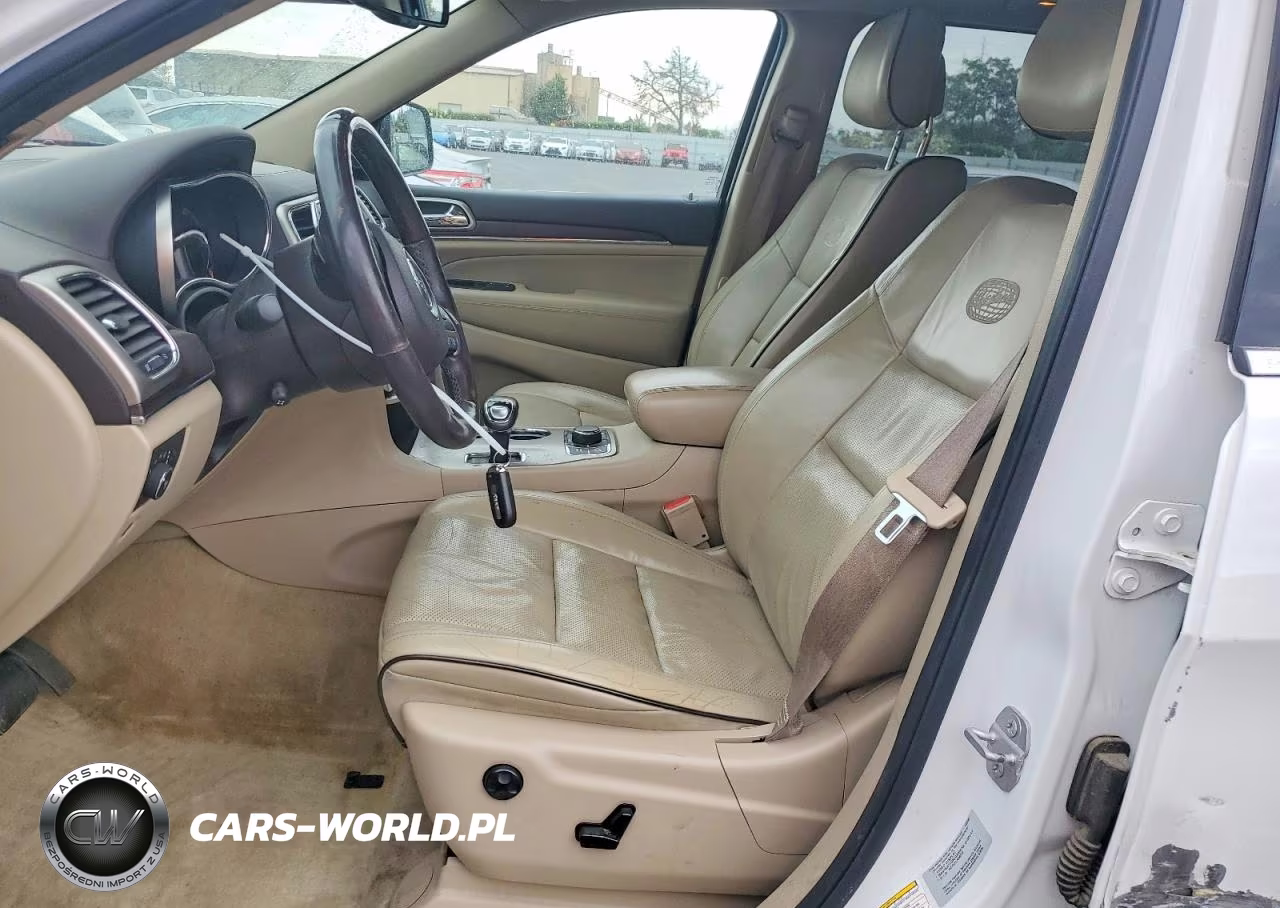 2015 Jeep Grand Cherokee Overland VIN:1C4RJFCM1FC749080 - 7