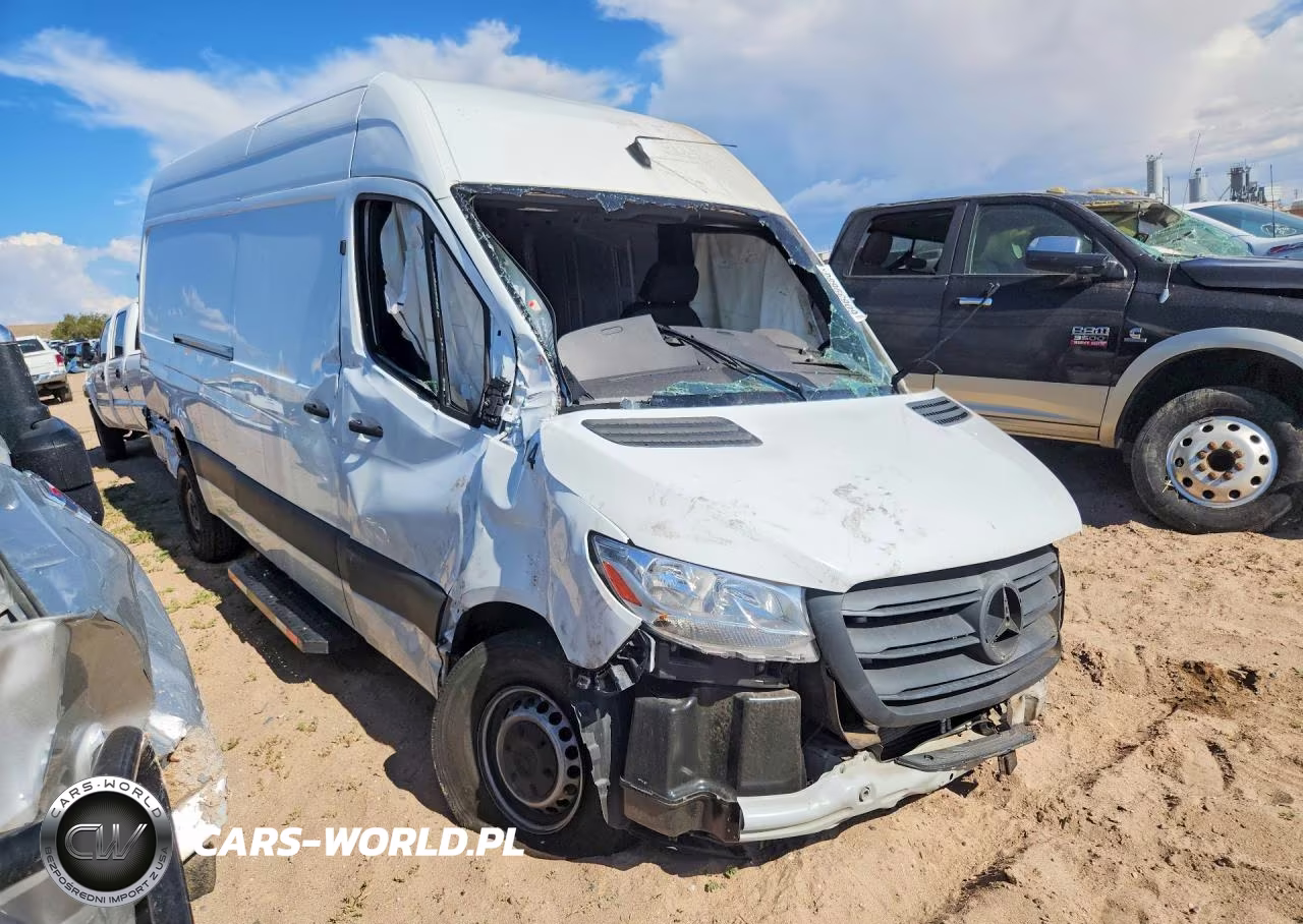 2022 Mercedes-Benz Sprinter 2500 Delivery Van VIN:W1Y4ECHY3NT116552 - 4