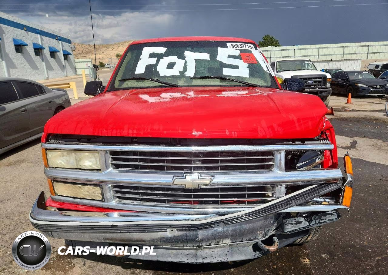 1997 Chevrolet Suburban K1500 VIN:3GNFK16R2VG123003 - 5