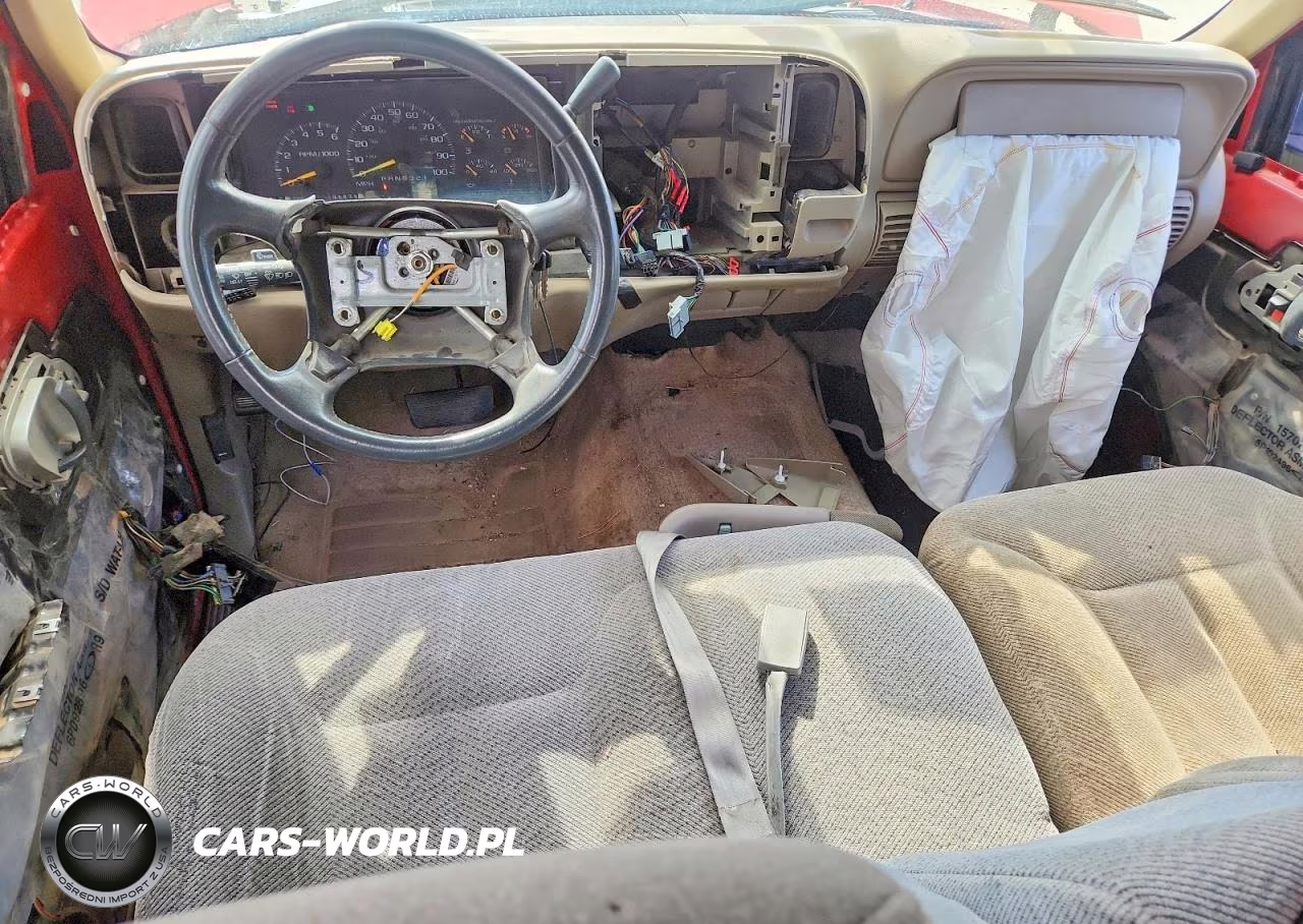 1997 Chevrolet Suburban K1500 VIN:3GNFK16R2VG123003 - 8