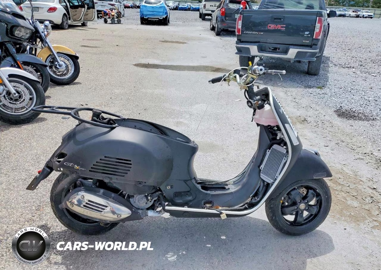 2022 Piaggio Motorcycle