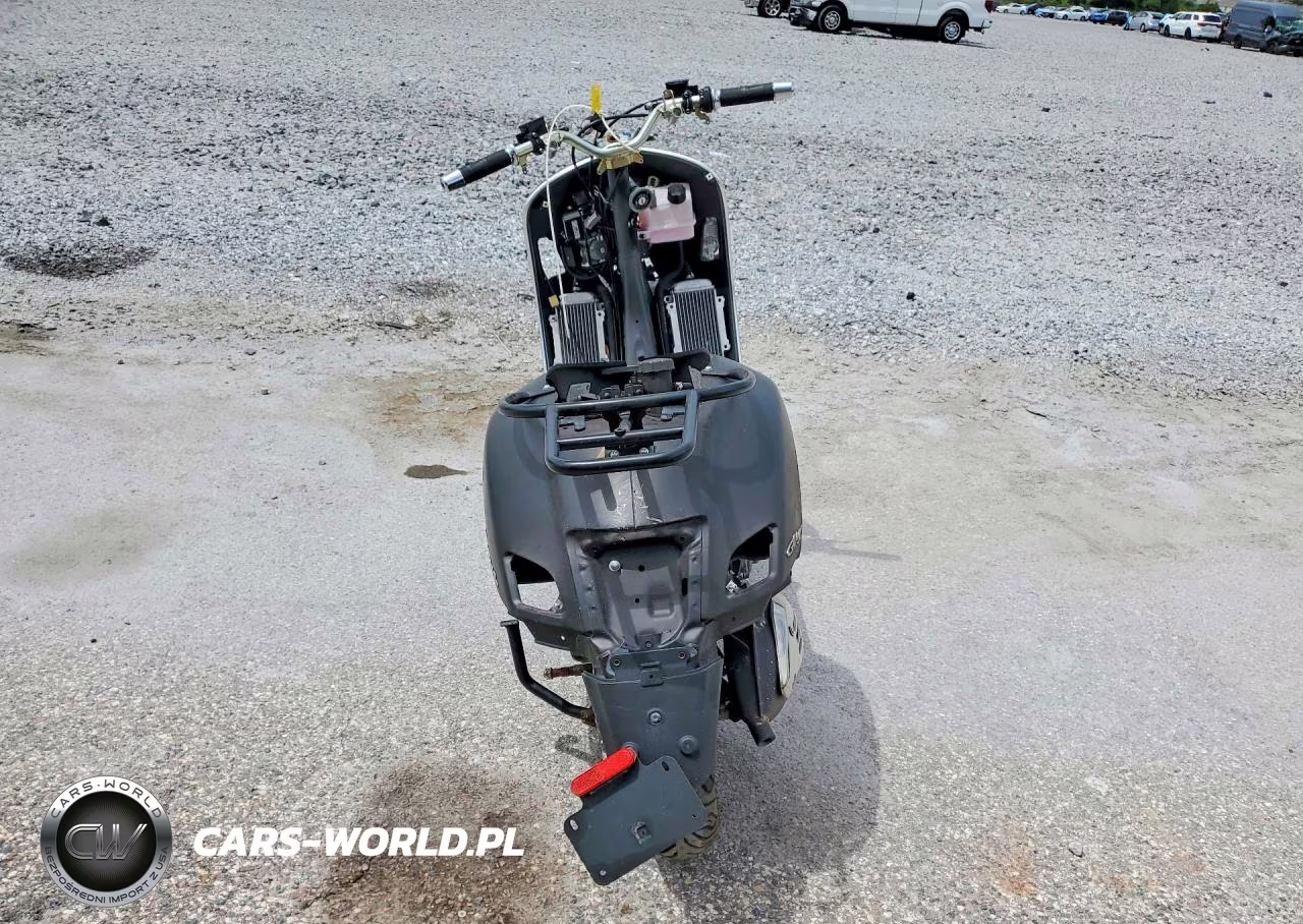 2022 Piaggio Motorcycle VIN:ZAPMA39M8N5203362 - 4