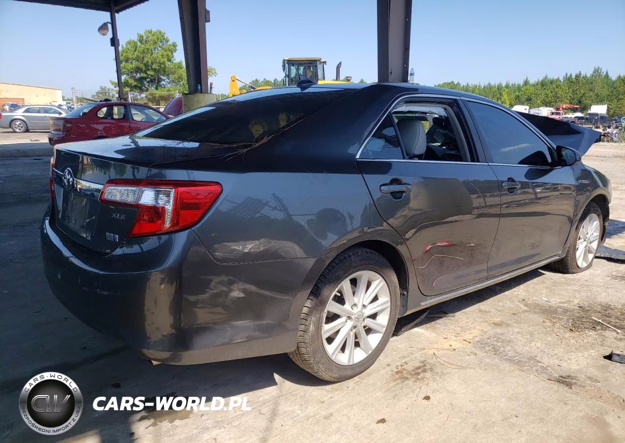 2013 Toyota Camry Hybrid VIN:4T1BD1FK9DU082140 - 3