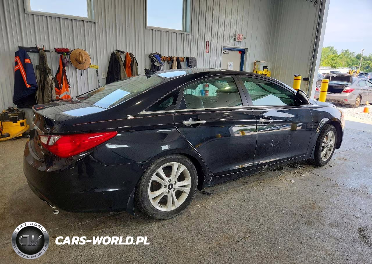 2011 Hyundai Sonata Limited 2.0T VIN:5NPEC4AB4BH302806 - 3