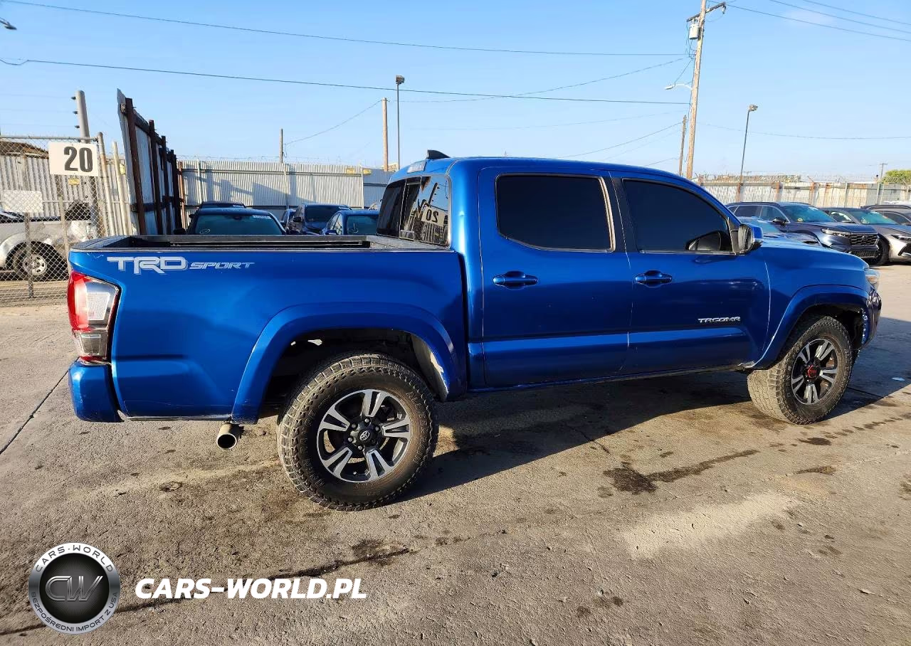 2017 Toyota Tacoma Trd Sport VIN:3TMAZ5CN9HM029228 - 3