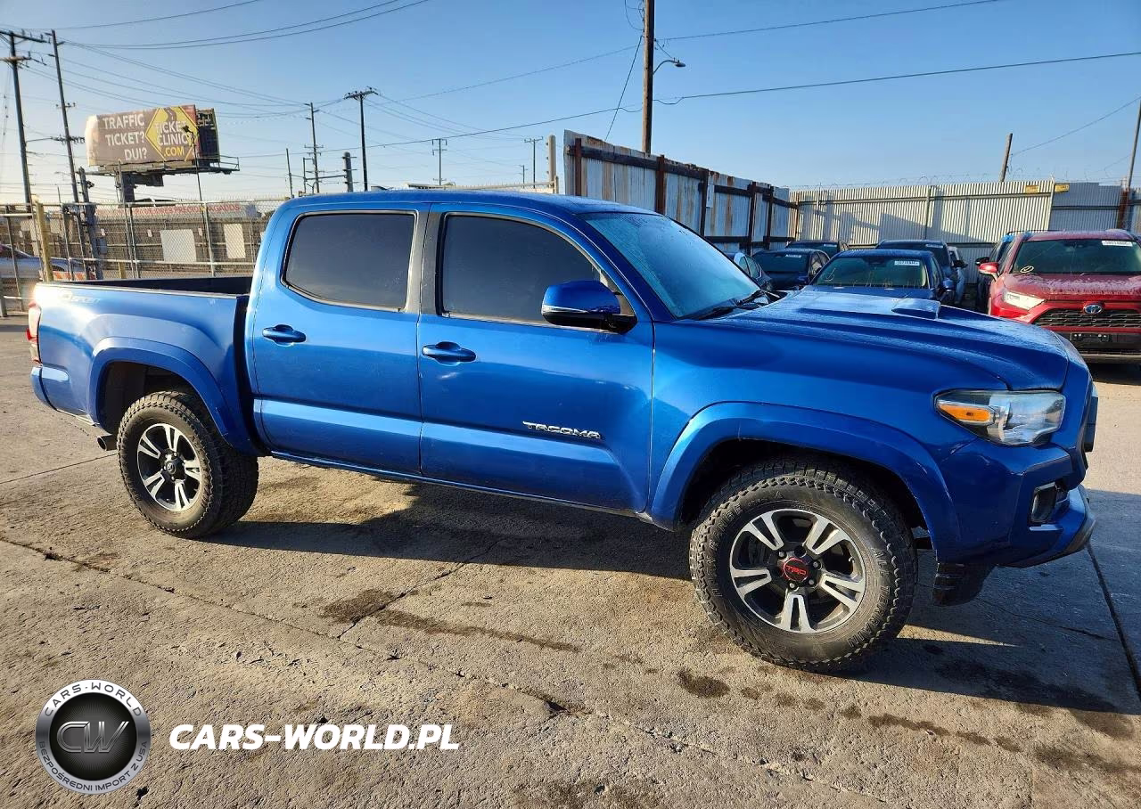 2017 Toyota Tacoma Trd Sport VIN:3TMAZ5CN9HM029228 - 4