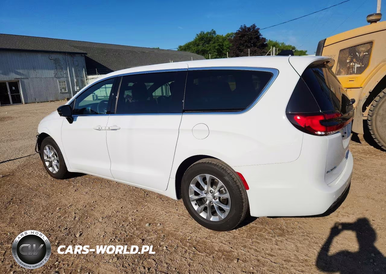 2026 Chrysler Pacifica Limited VIN:2C4RC1GG5TR207047 - 2