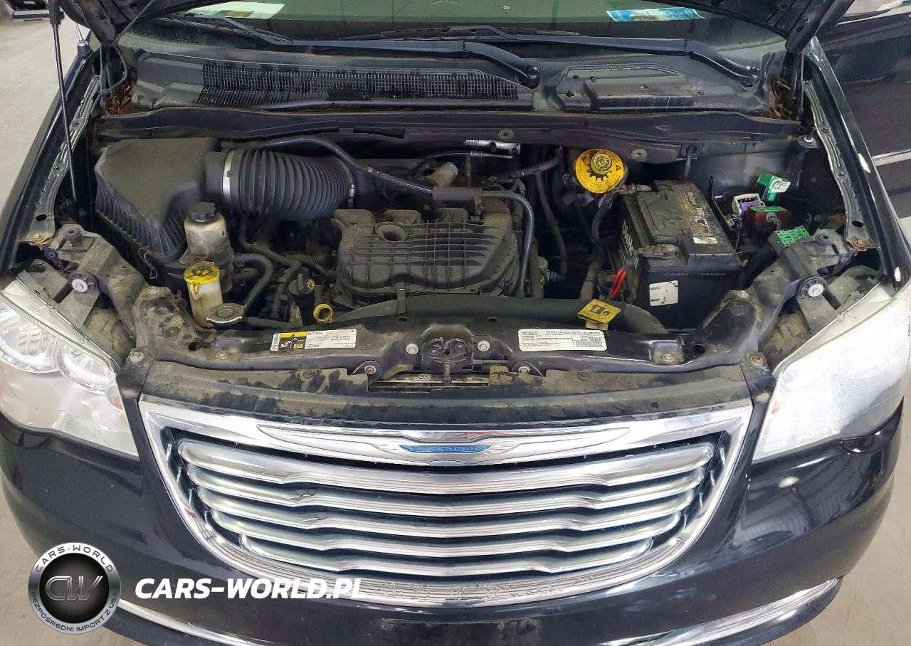 2016 Chrysler Town & Country Touring L VIN:2C4RC1CG5GR158556 - 12