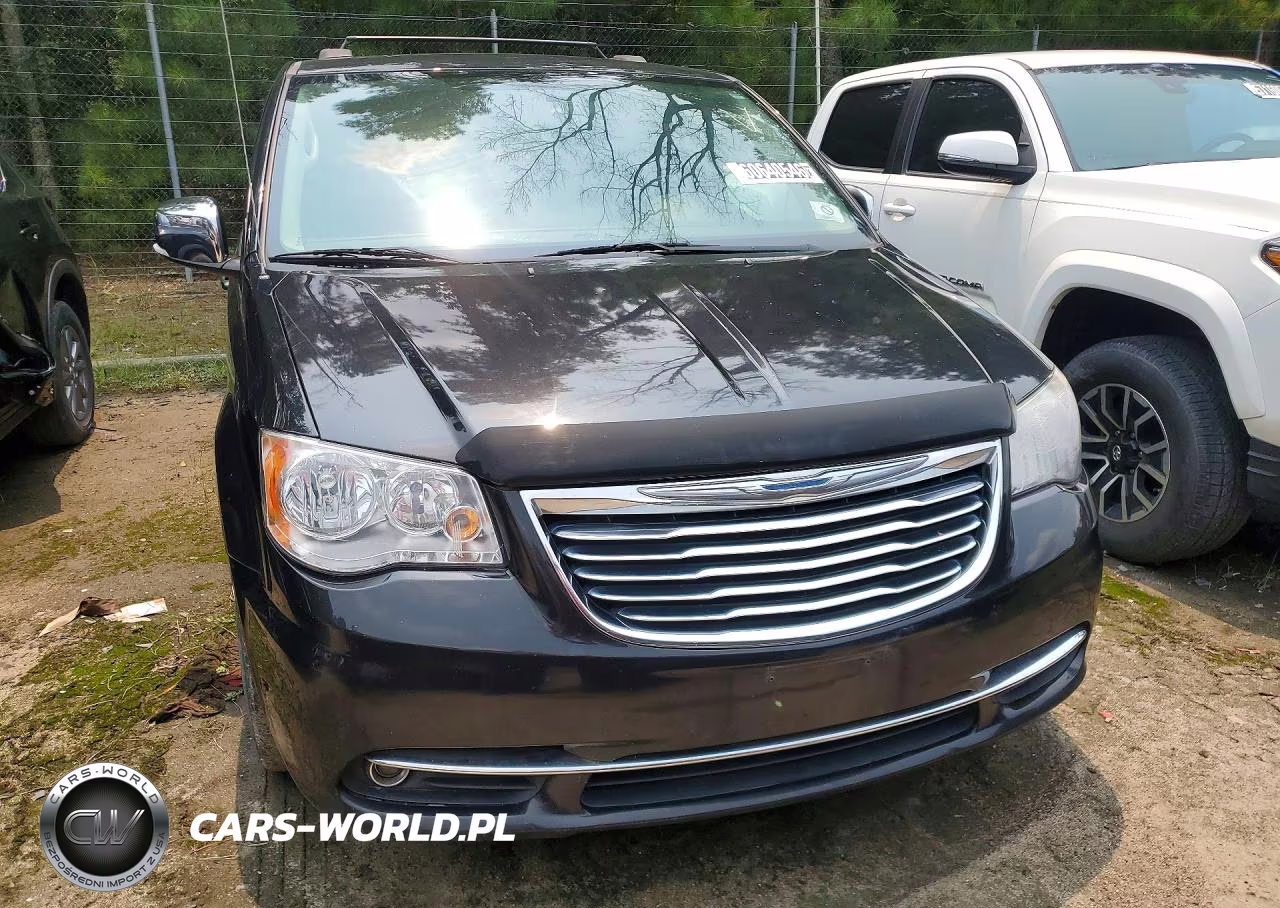 2016 Chrysler Town & Country Touring L VIN:2C4RC1CG5GR158556 - 5