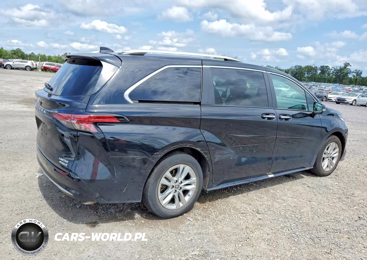 2023 Toyota Sienna Limited 7-Passenger VIN:5TDZSKFC9PS092781 - 3