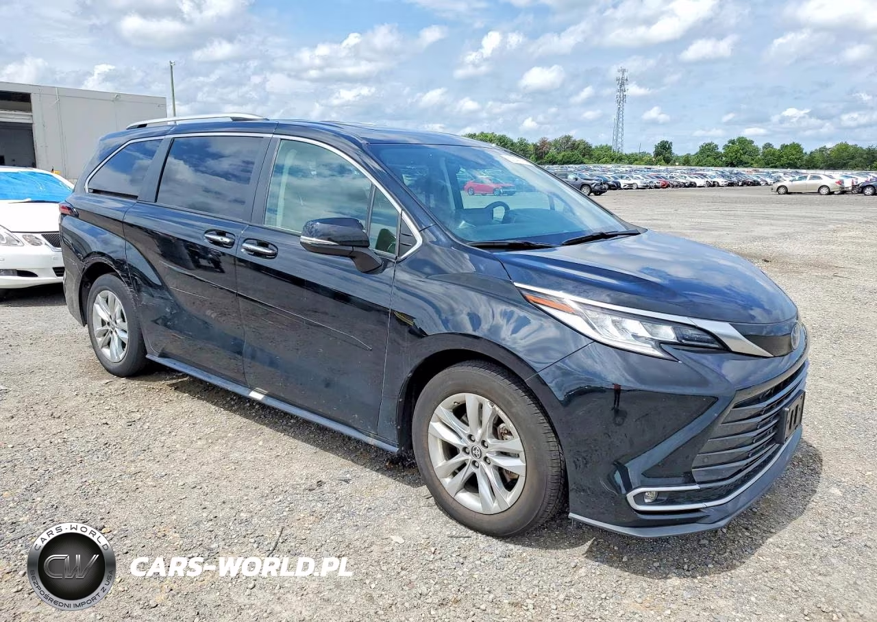 2023 Toyota Sienna Limited 7-Passenger VIN:5TDZSKFC9PS092781 - 4