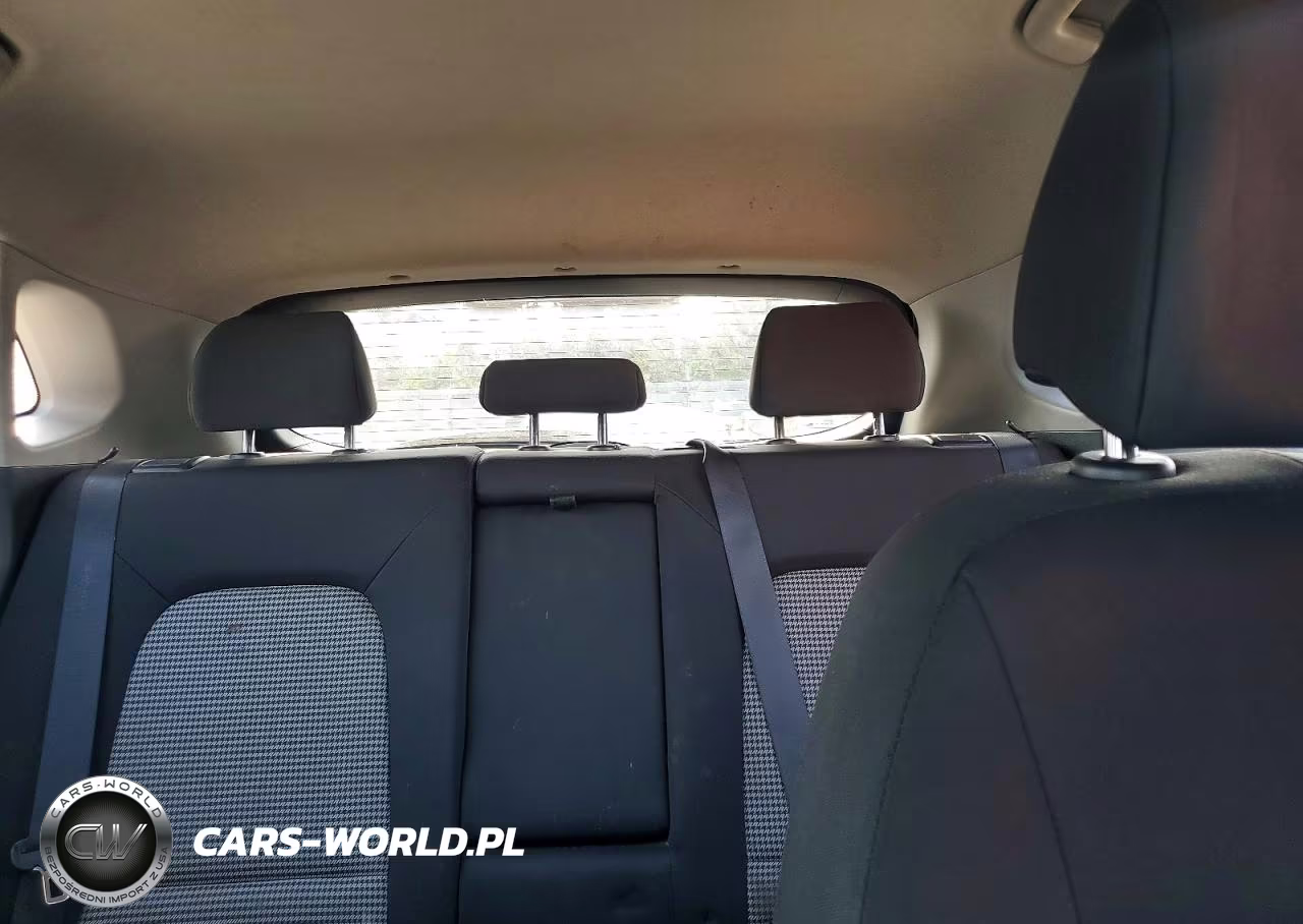 2019 Hyundai Kona Se VIN:KM8K1CAA2KU280283 - 10