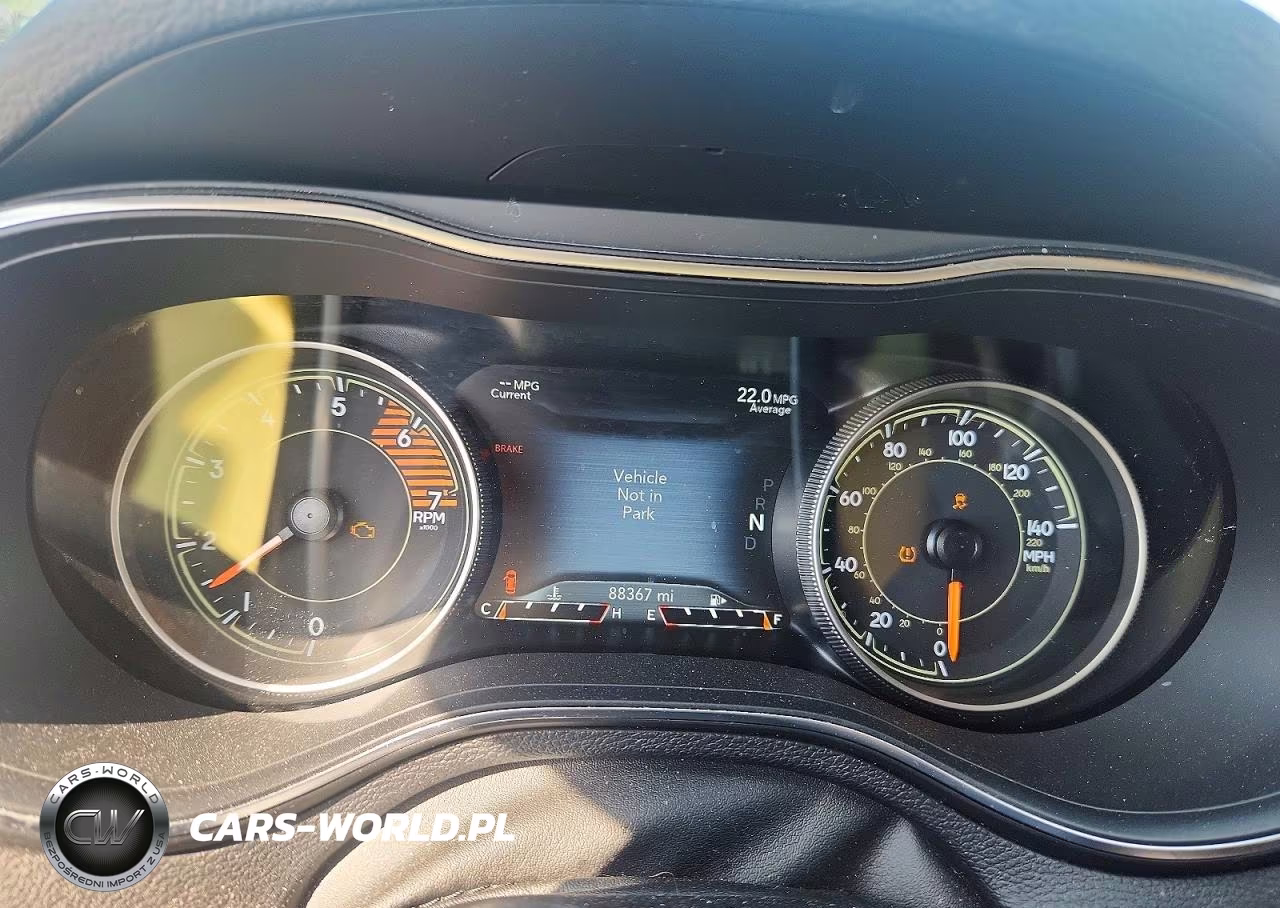 2020 Jeep Cherokee Limited VIN:1C4PJMDN0LD546142 - 9