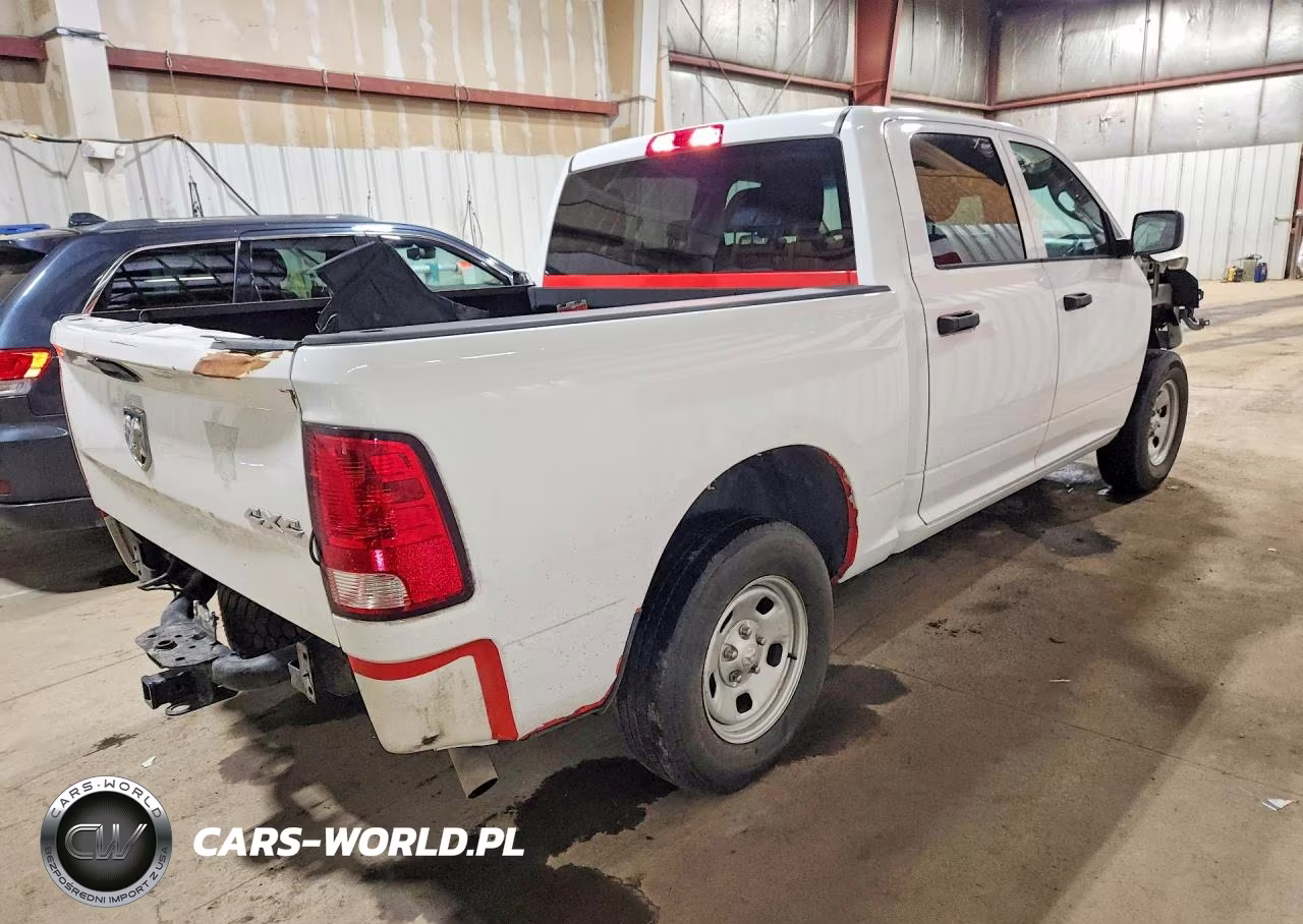 2021 Ram 1500 Classic VIN:3C6RR7KG7MG664126 - 3