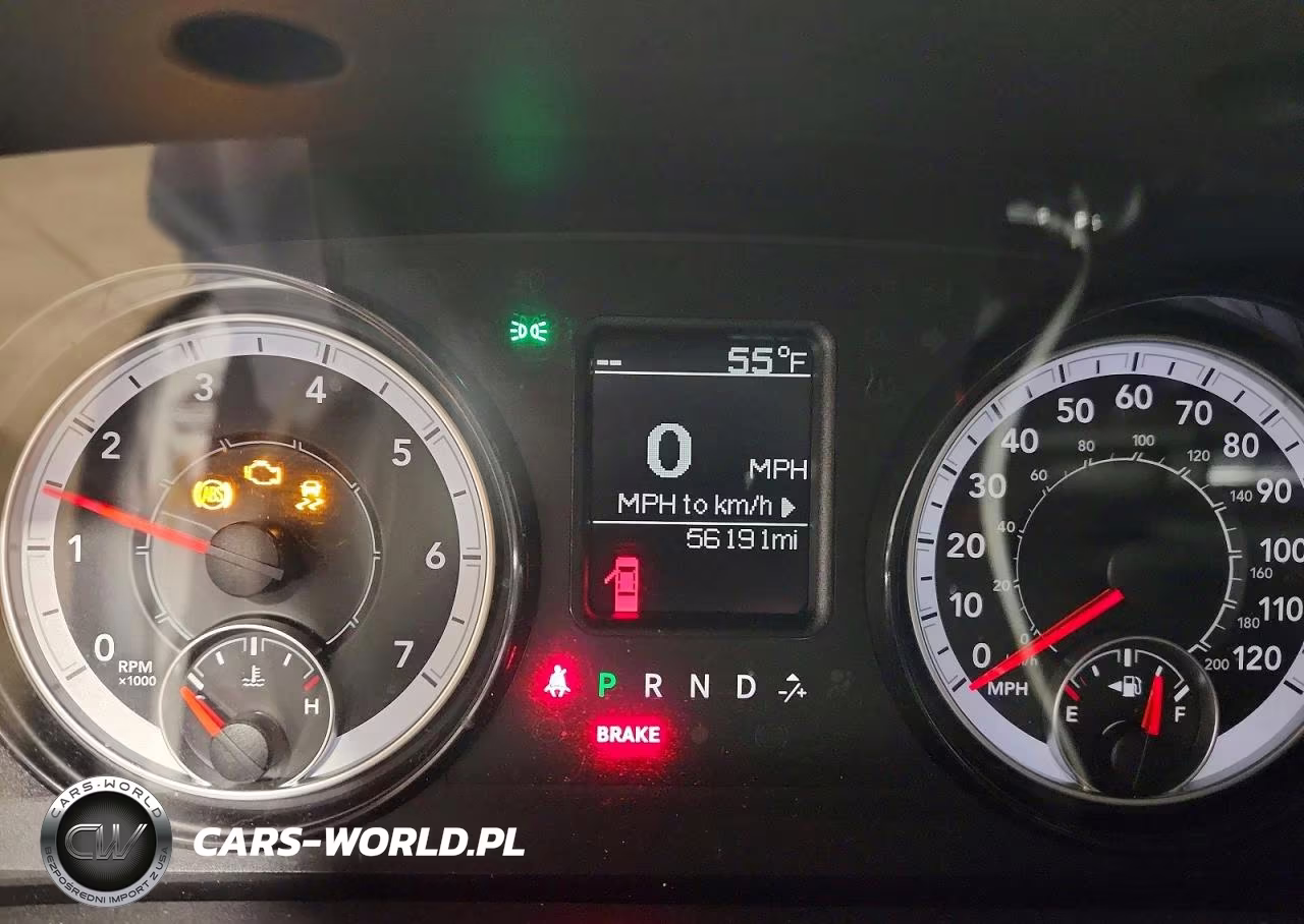 2021 Ram 1500 Classic VIN:3C6RR7KG7MG664126 - 9