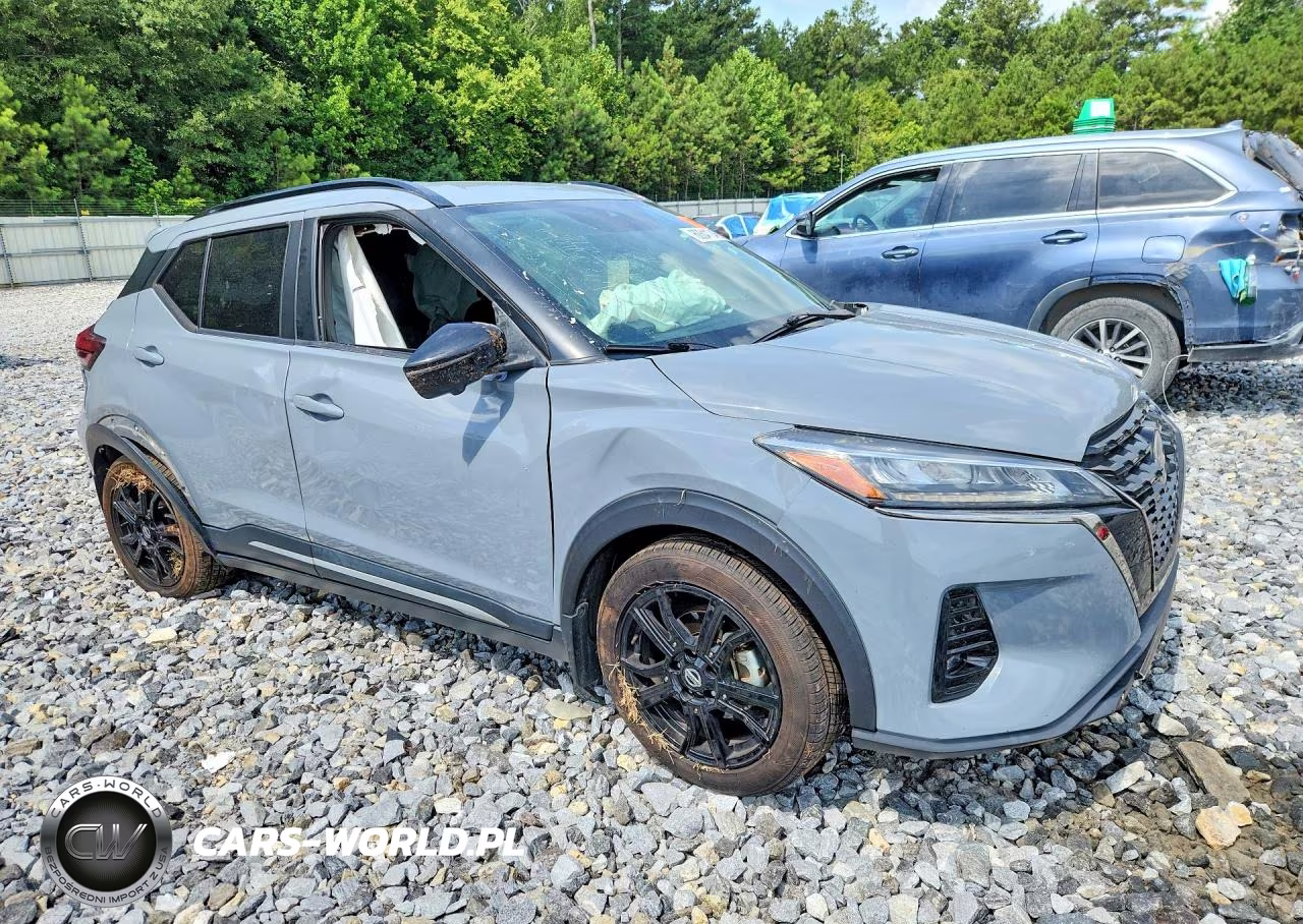 2021 Nissan Kicks Sr VIN:3N1CP5DV7ML554577 - 4