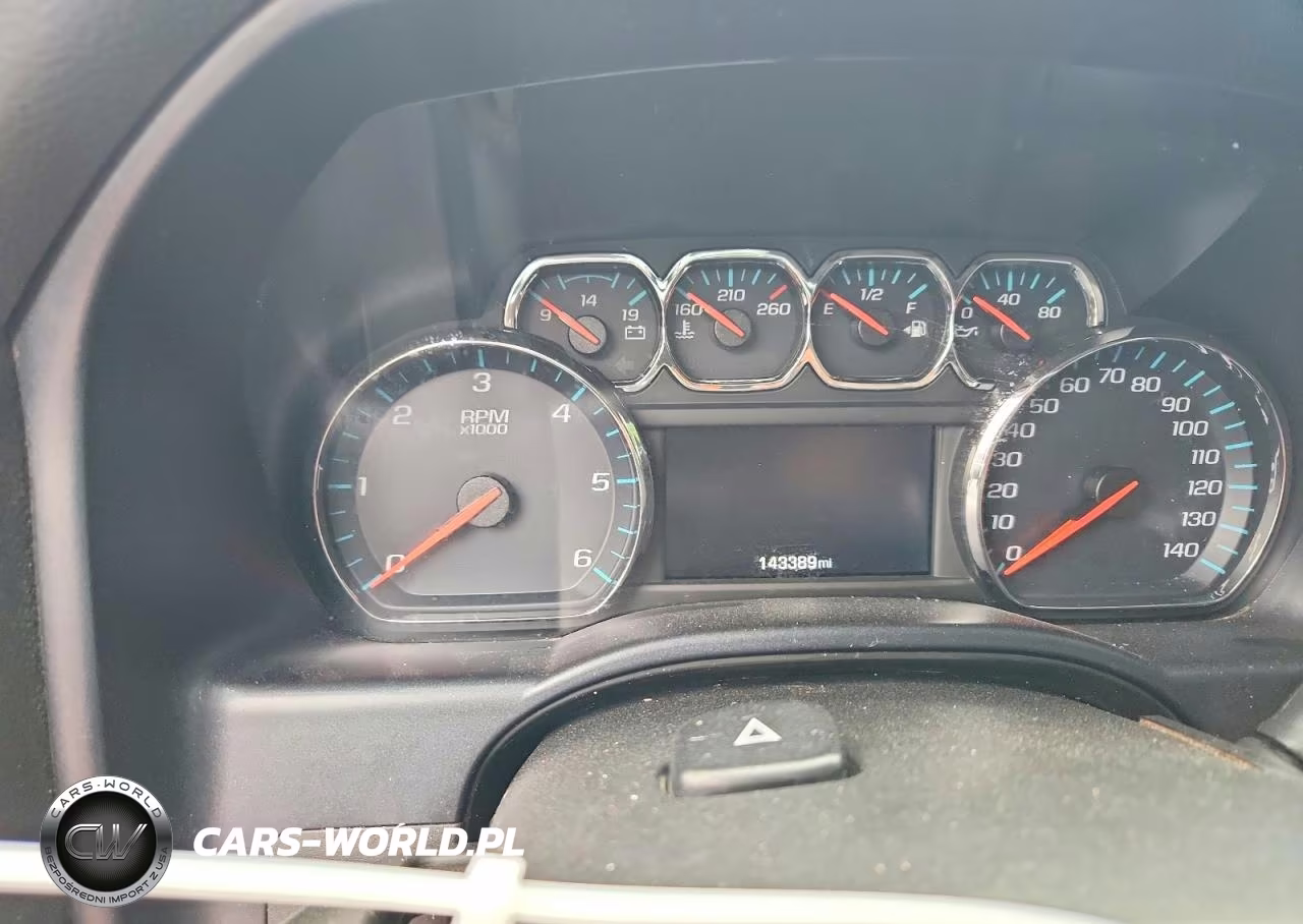 2018 Chevrolet Silverado K1500 Lt VIN:3GCUKREC1JG181707 - 9