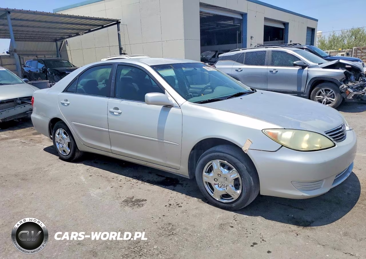 2005 Toyota Camry Le VIN:4T1BE32K65U949980 - 4
