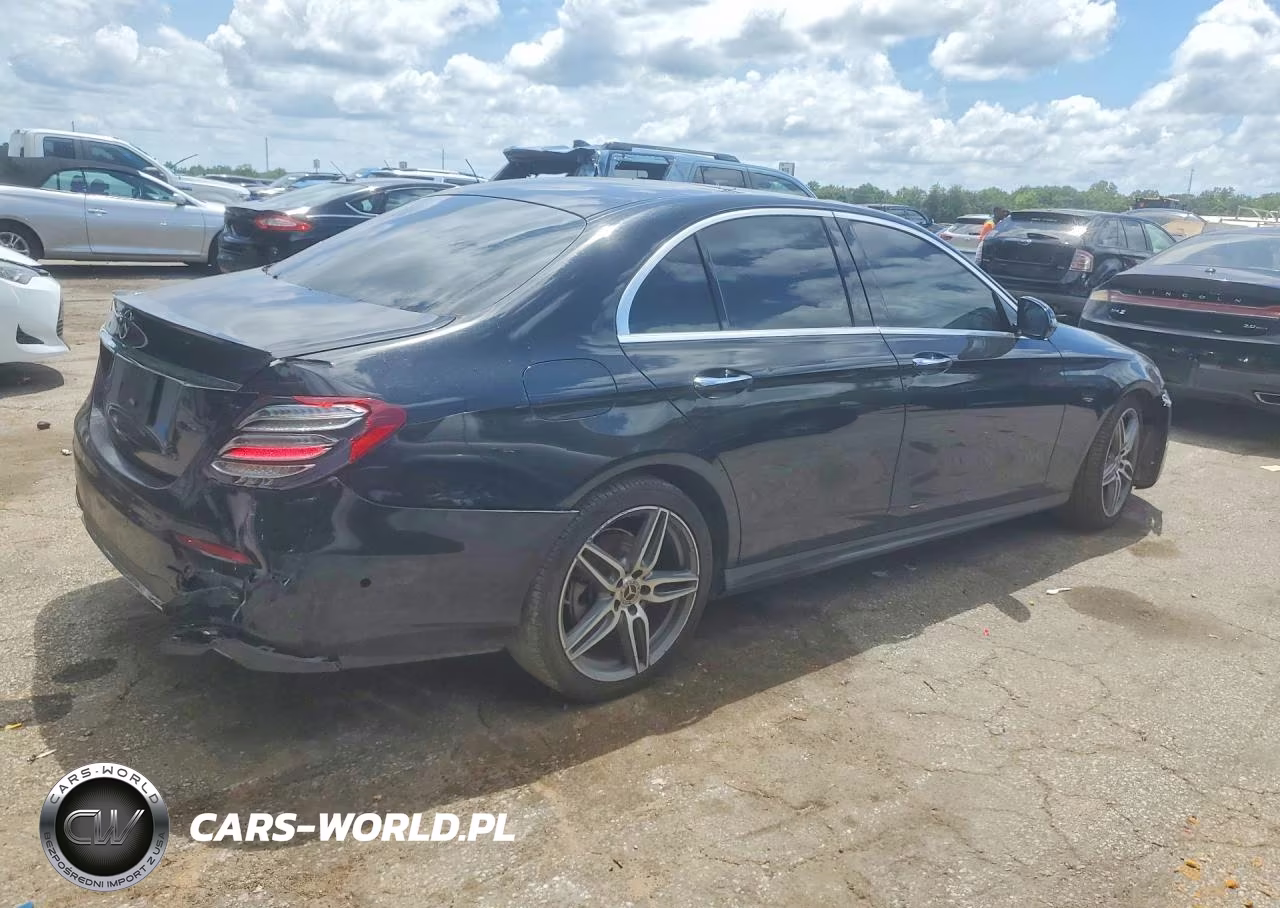 2018 Mercedes-Benz E 300 4Matic VIN:WDDZF4KB0JA342240 - 3